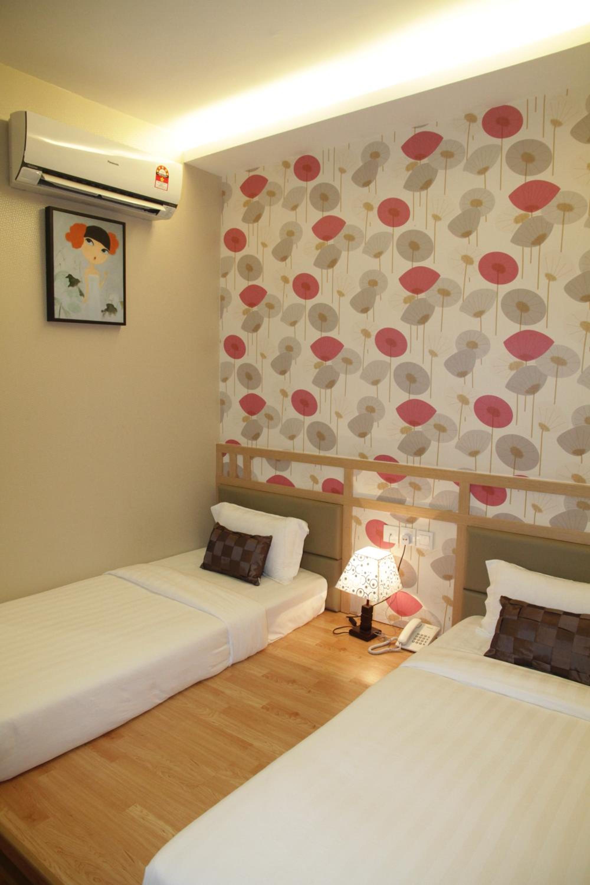 Standard Twin Room