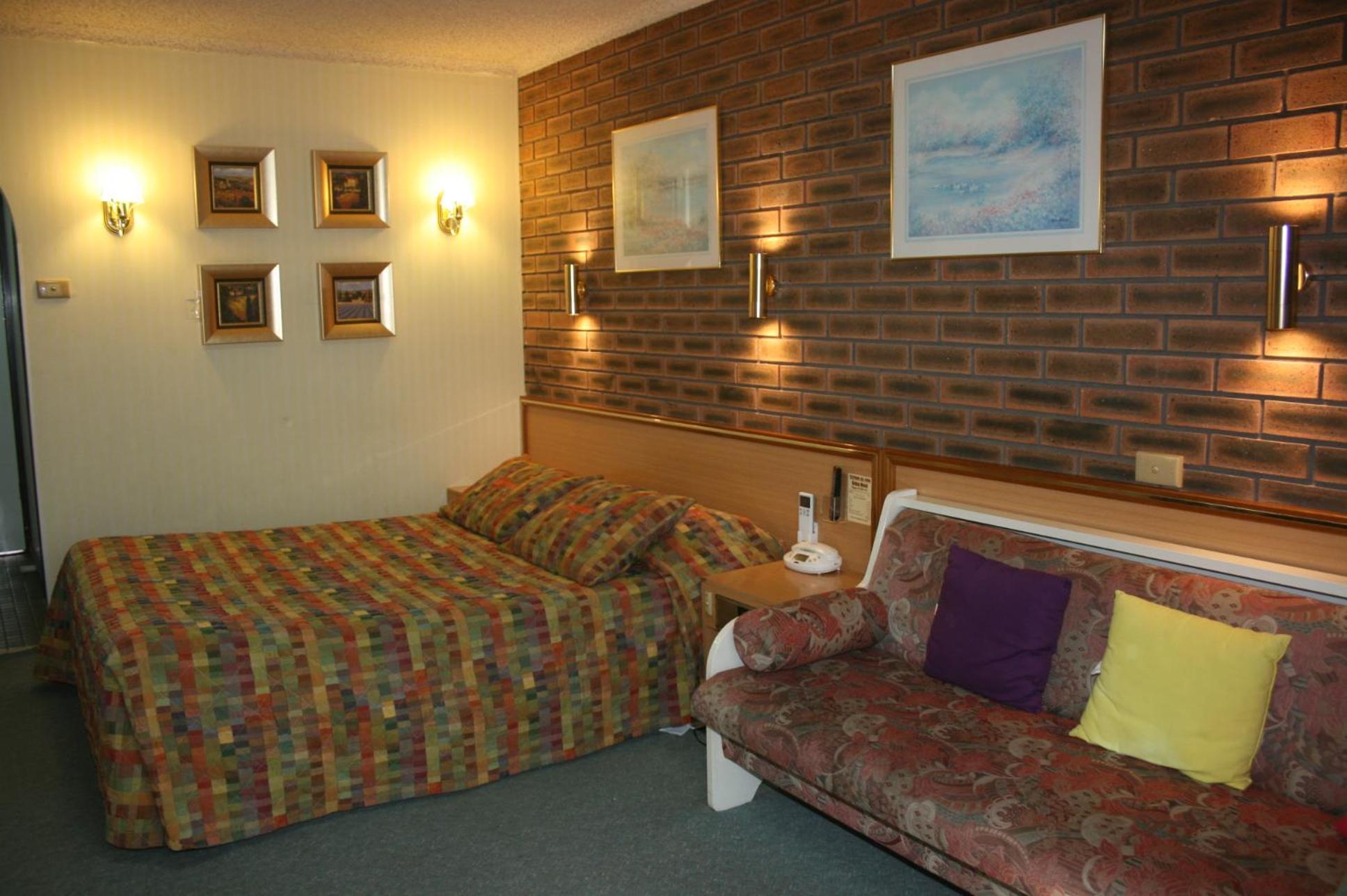 Double Room - Photo 3