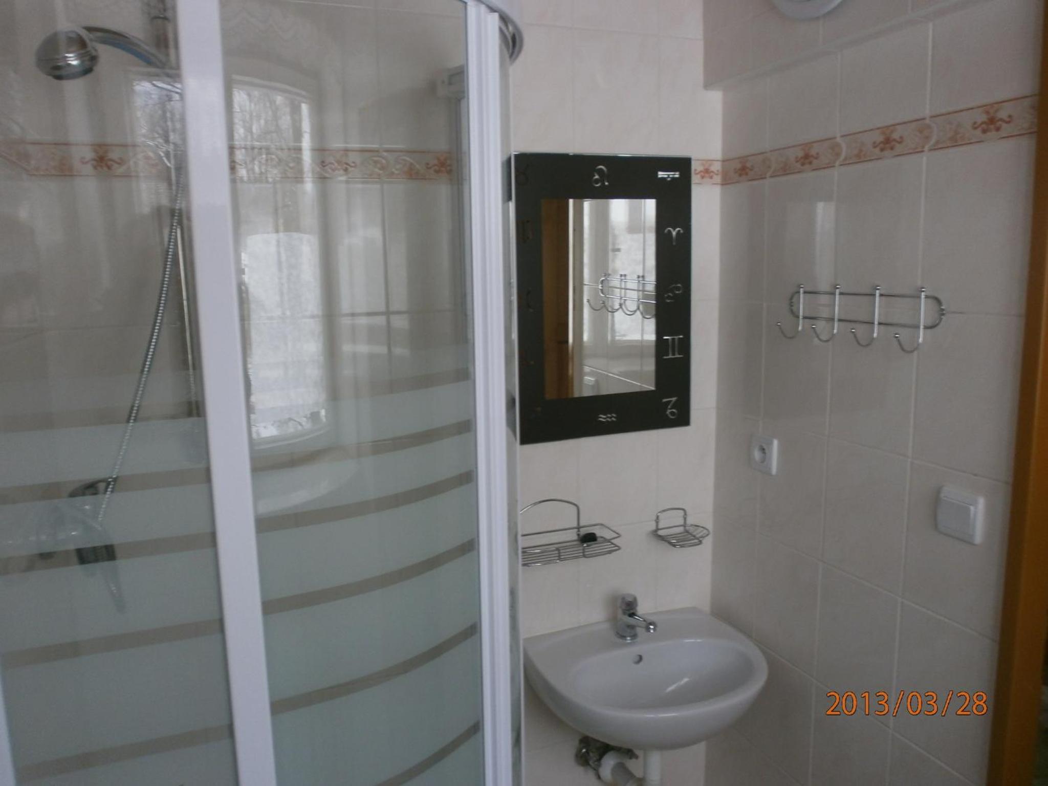 Deluxe Double Room (2 Adults + 1 Child) photo 2