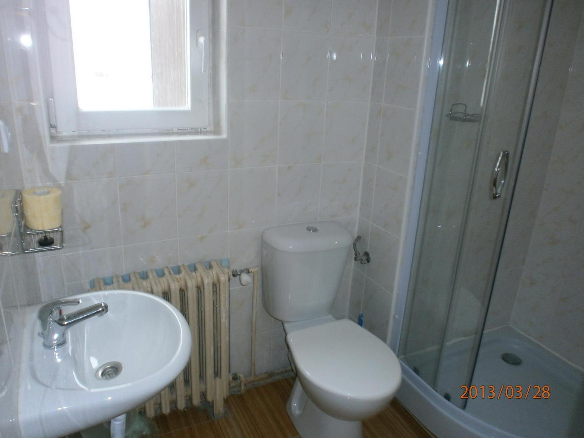Quadruple Room with Private Bathroom photo 3