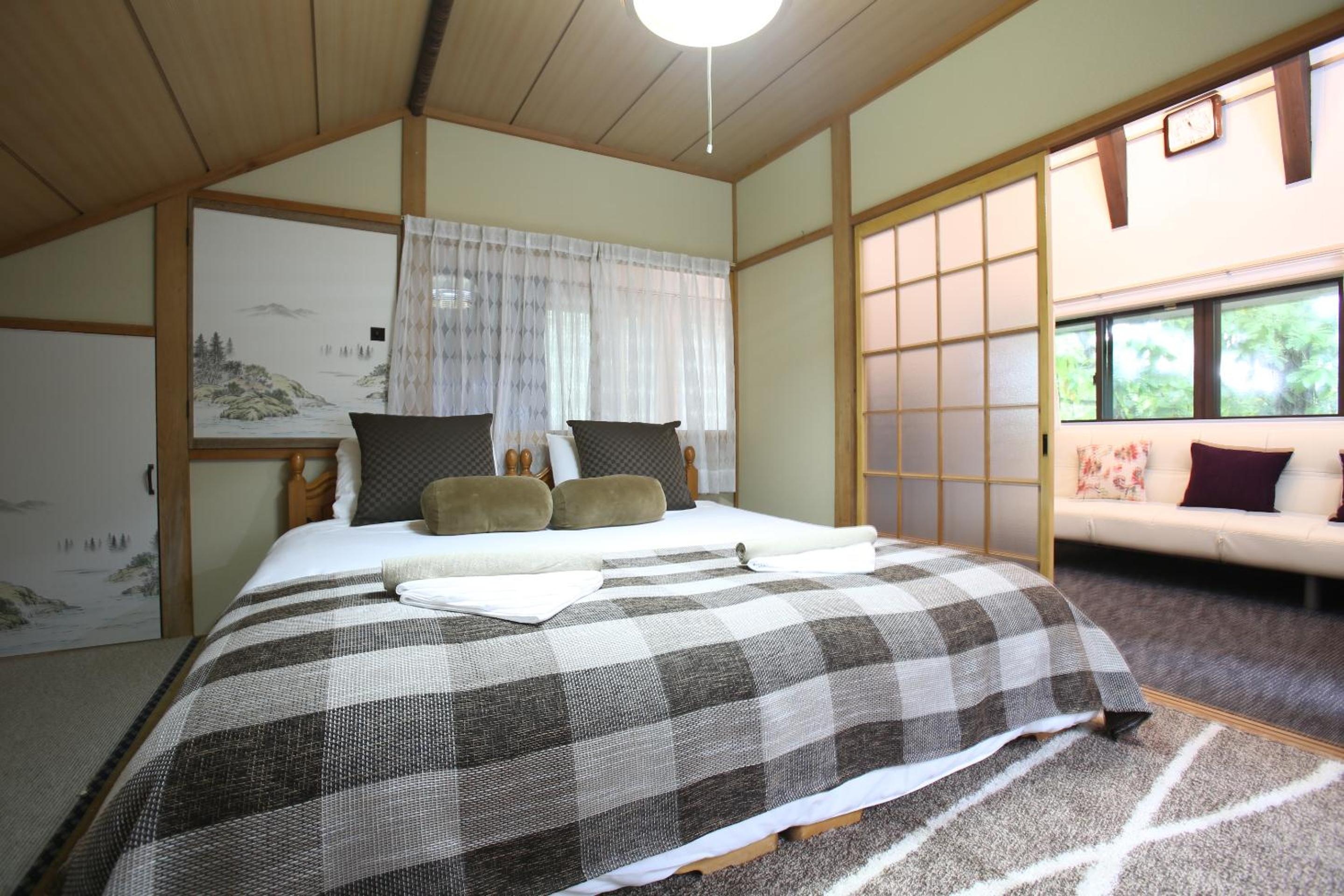 Apartment - Photo 4
