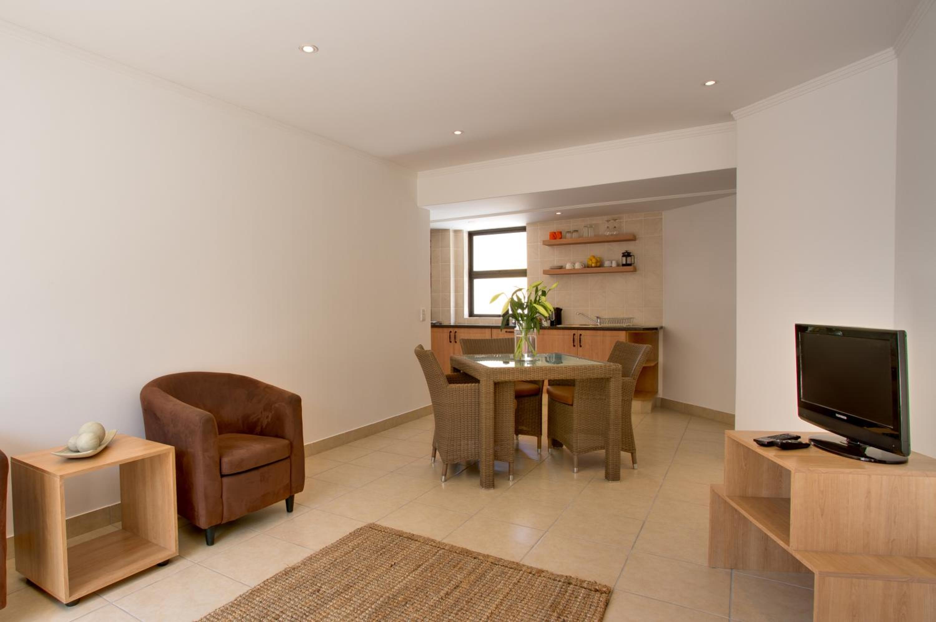 King Suite with Balcony - Photo 1