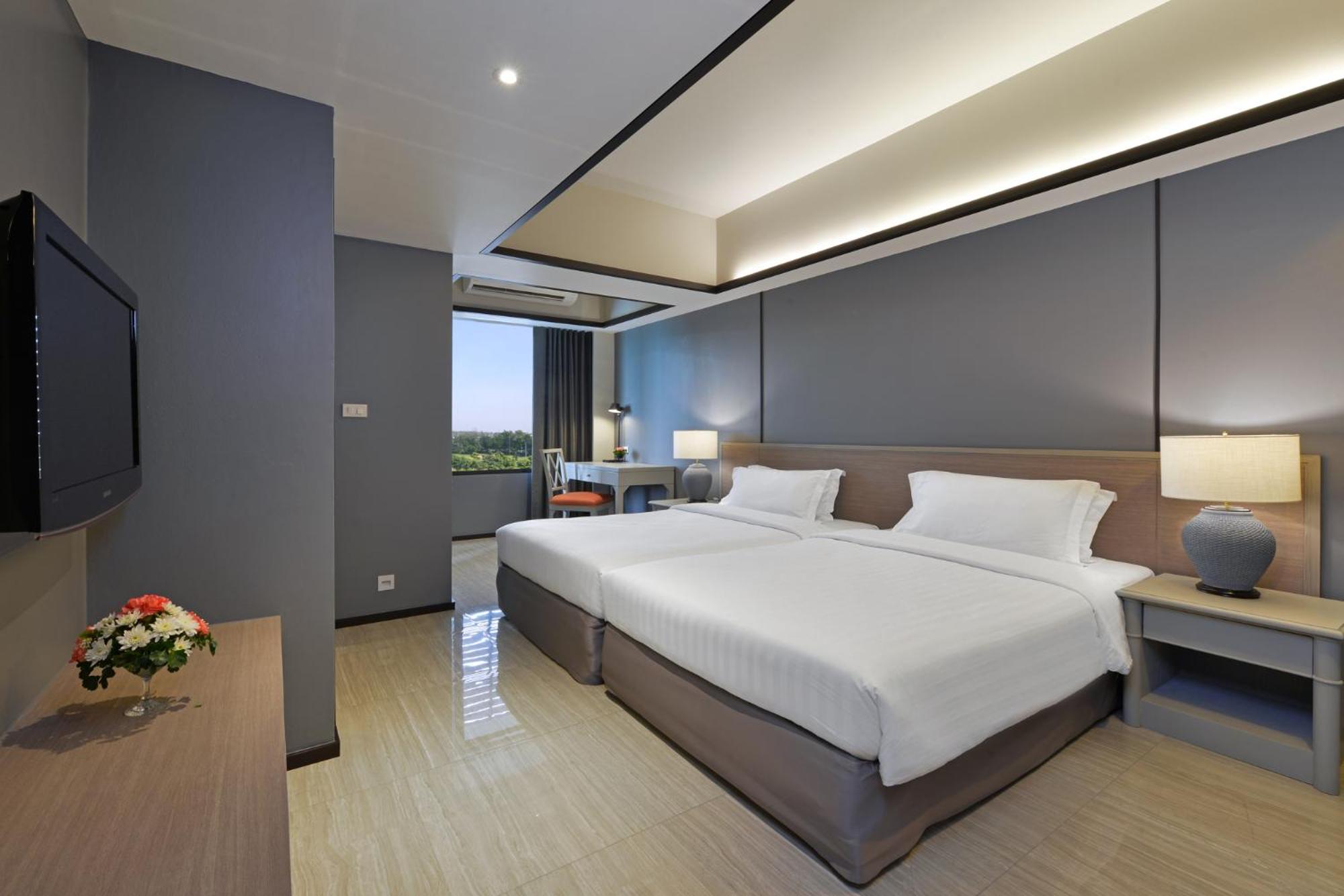 Two-Bedroom Suite
