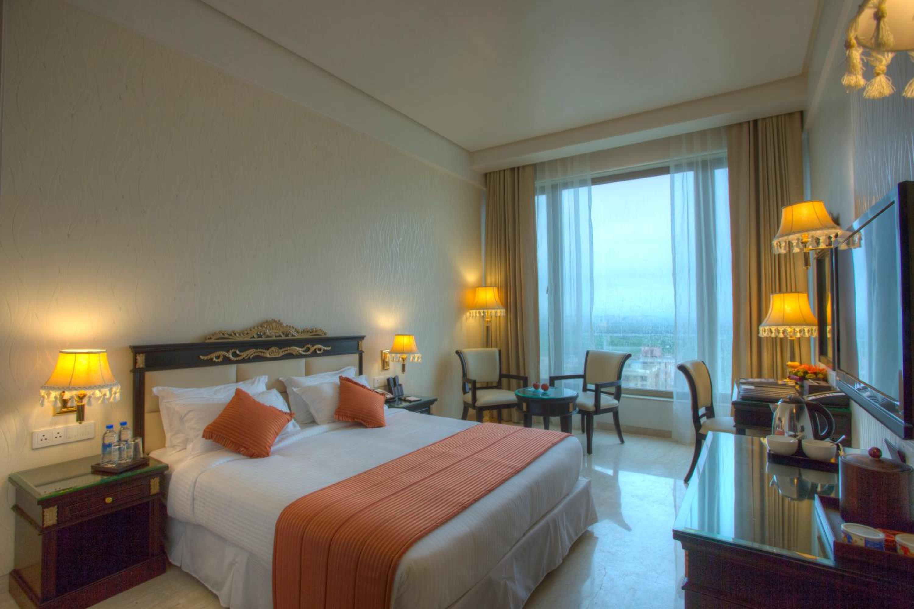 Superior Double or Twin Room with Bucket of 3 Pint Beers (Kingfisher Premium) per room per night