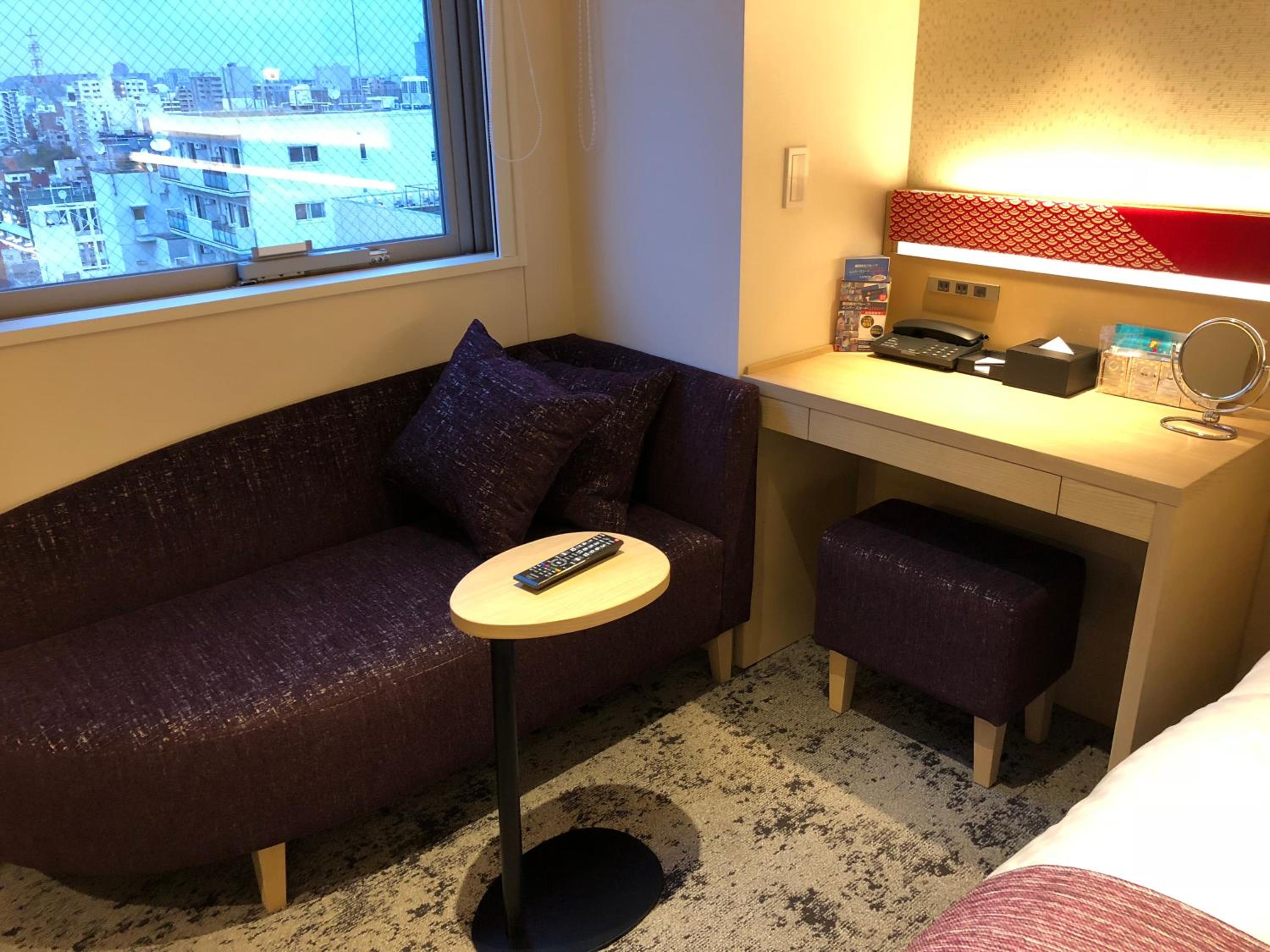 Twin Room - Female Only - Non-Smoking - Photo 8