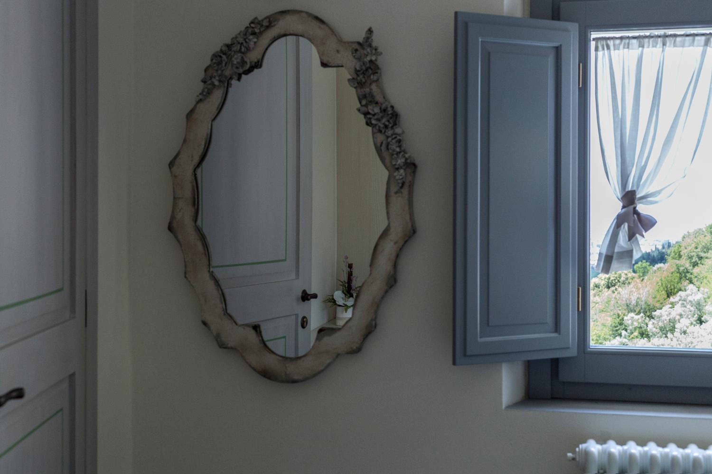 Single Room with Private Bathroom photo 3