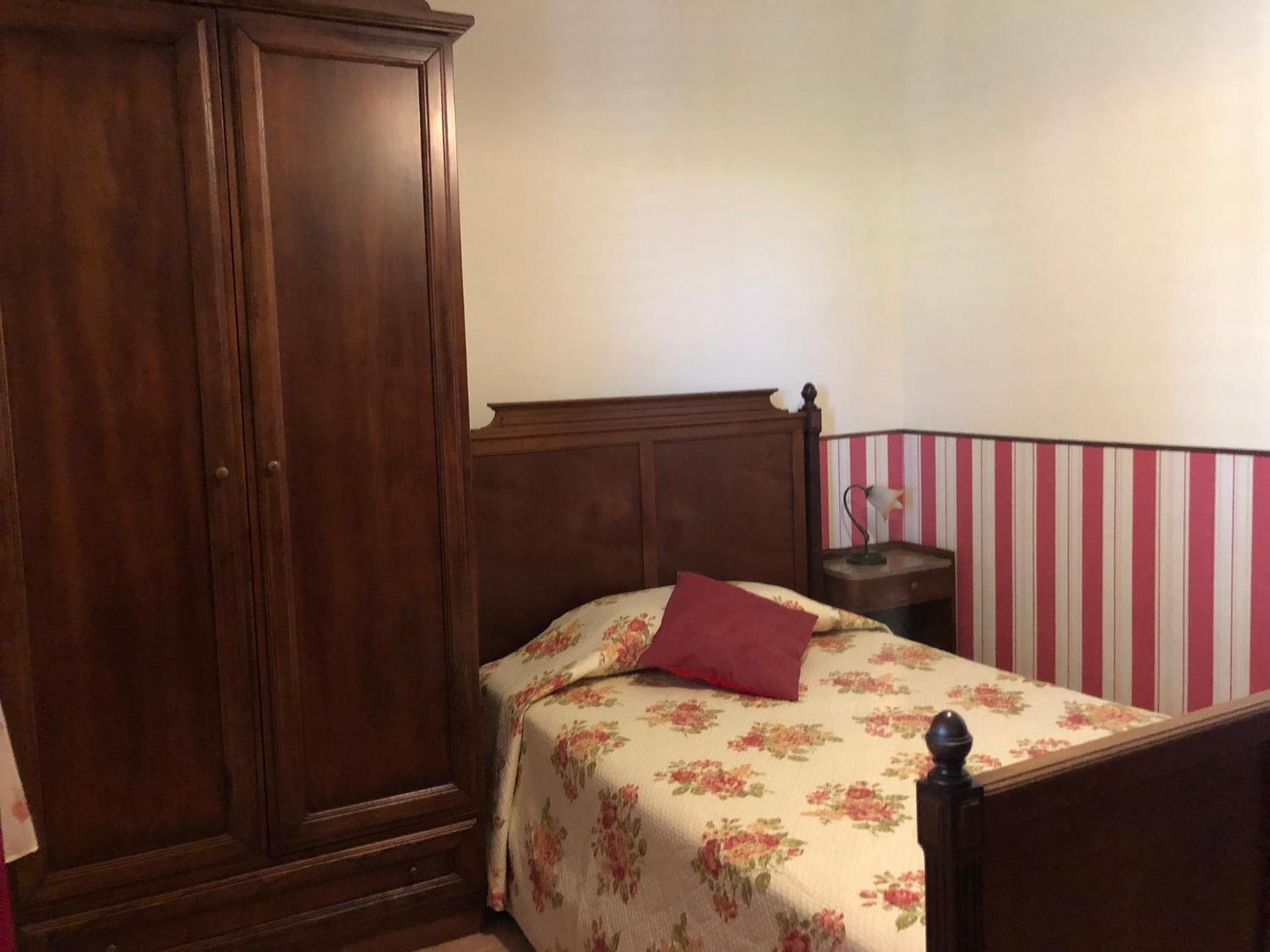 Single Room With Bathroom photo 3