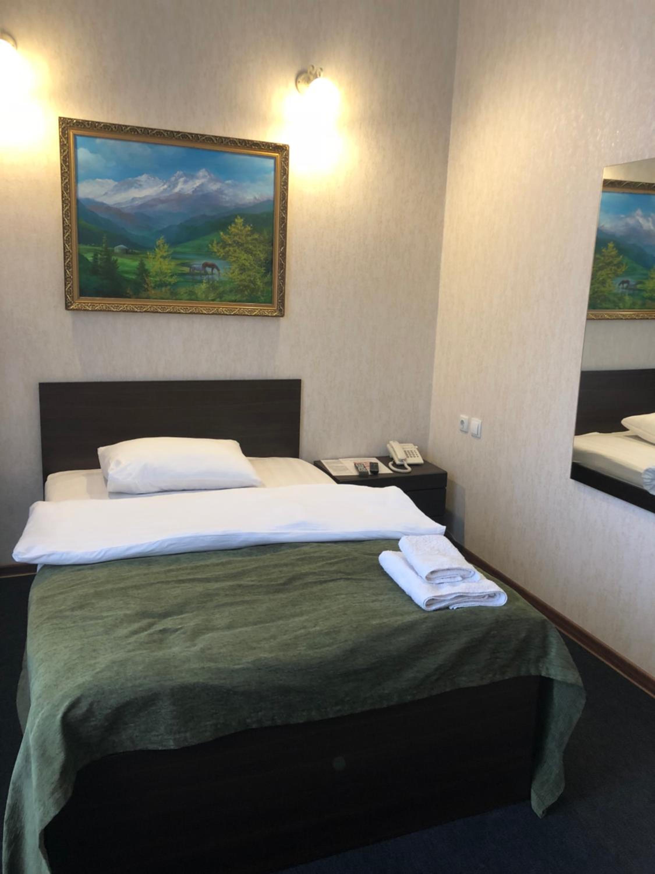 Small Single Room