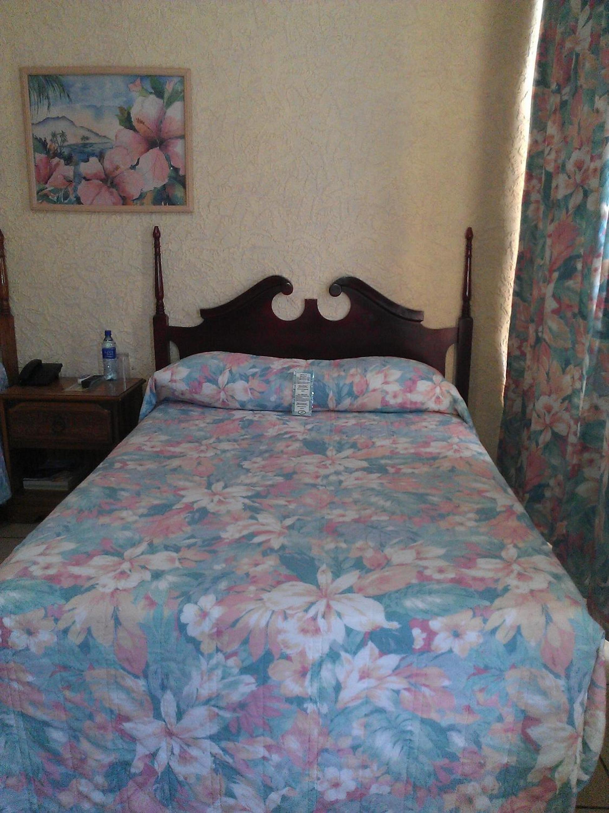 Single Room photo 3
