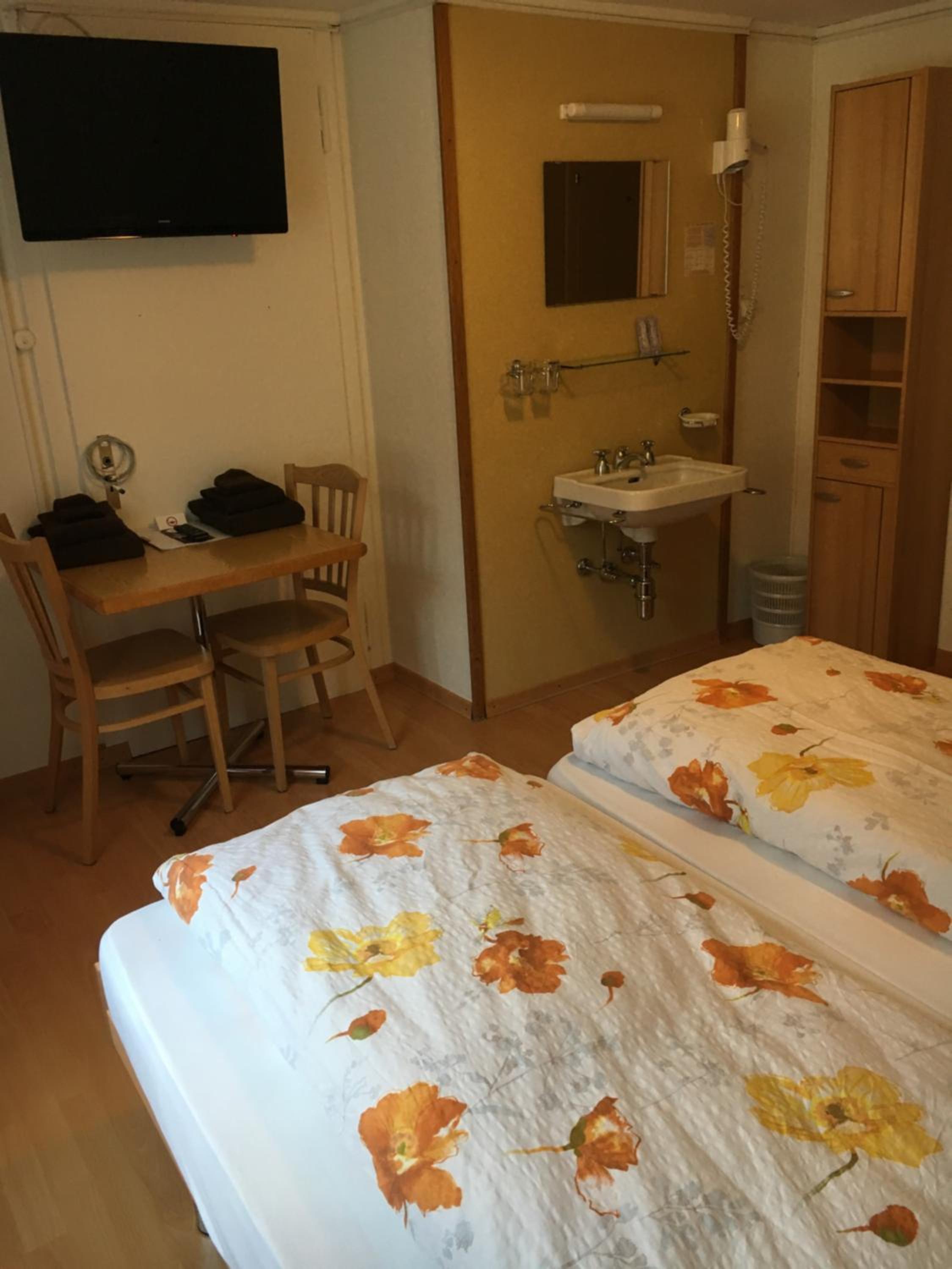 Small Double Room photo 2