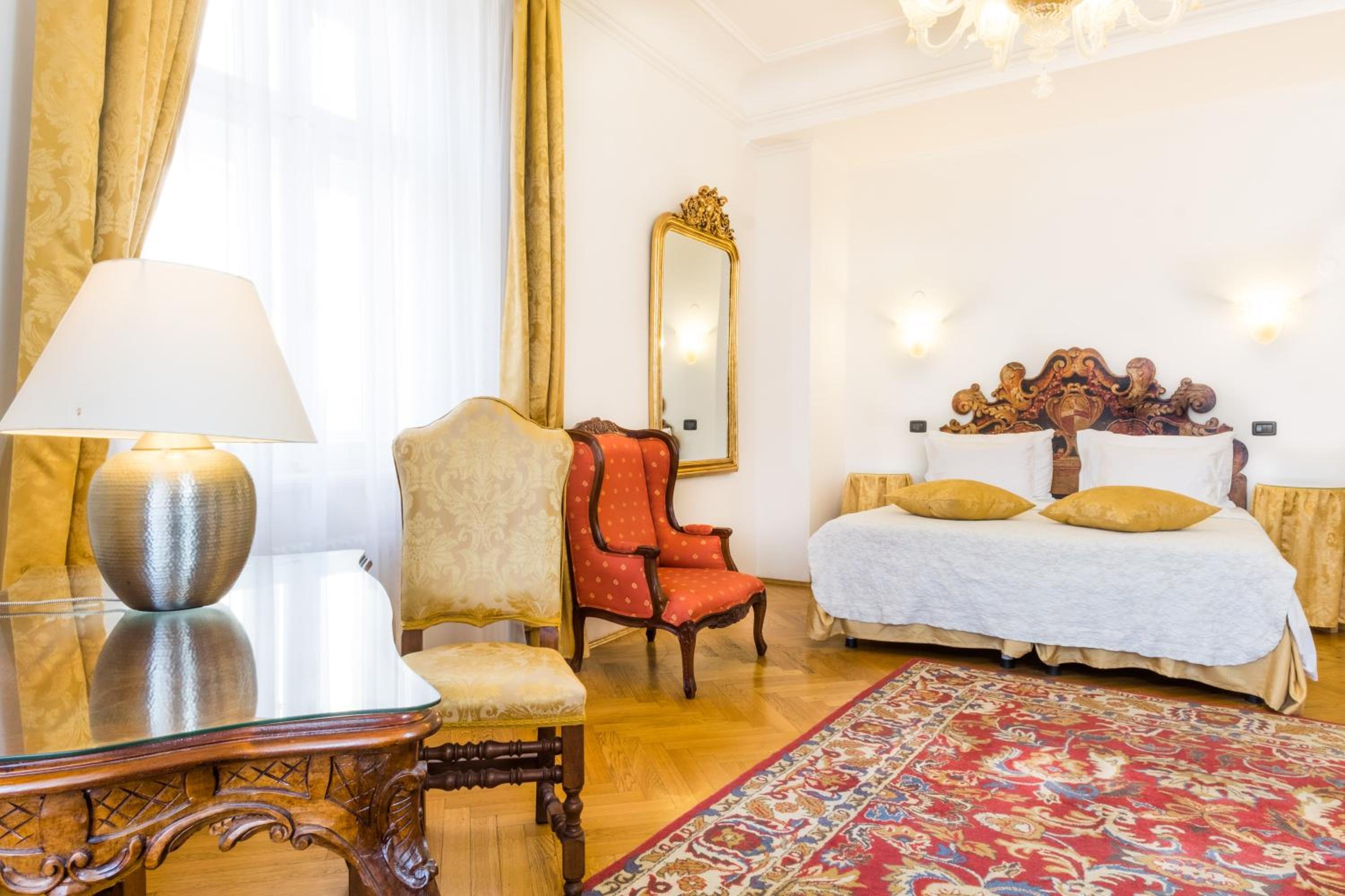 Comfort Double or Twin Room