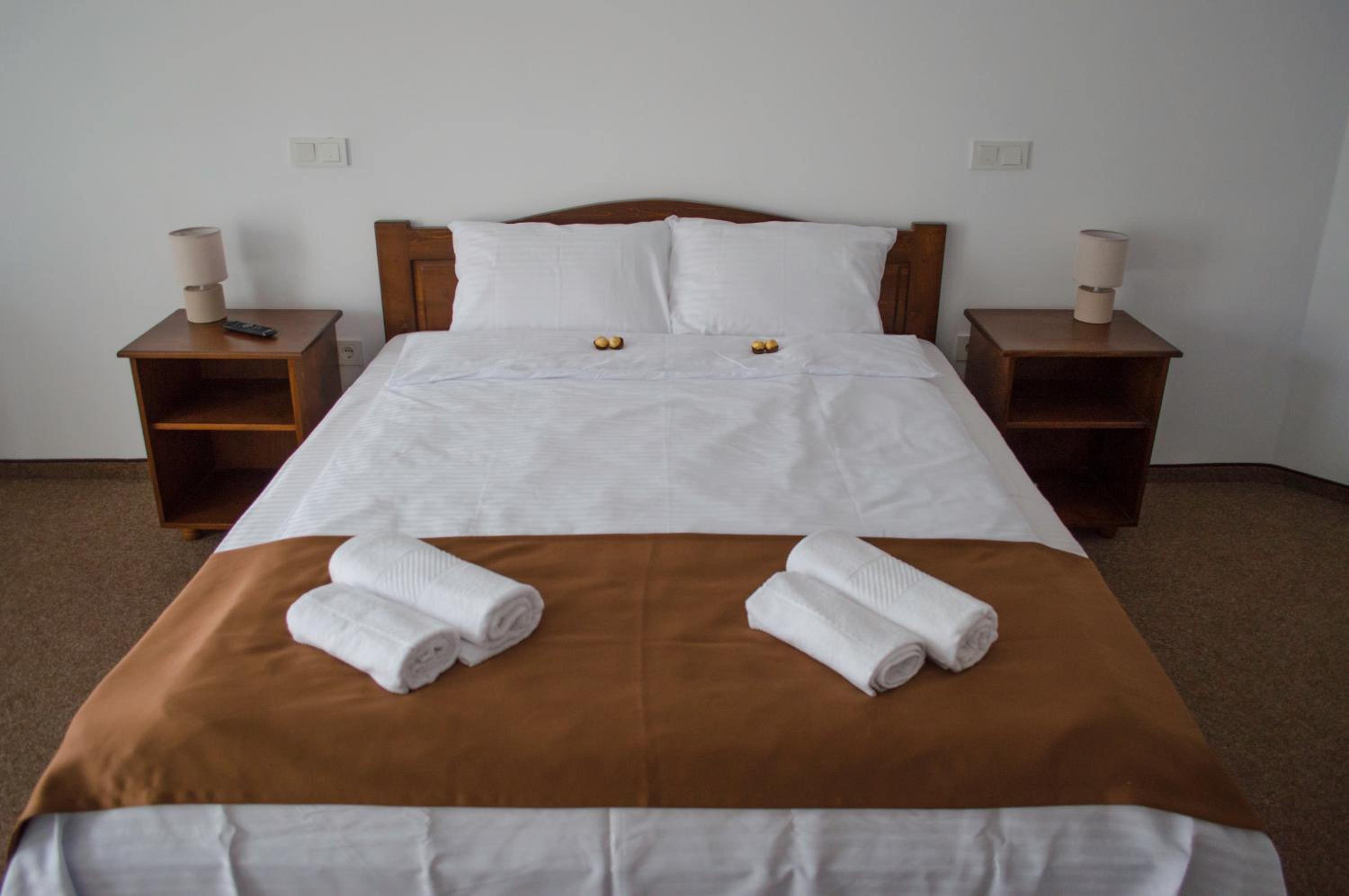 Deluxe Queen Room - Photo 3