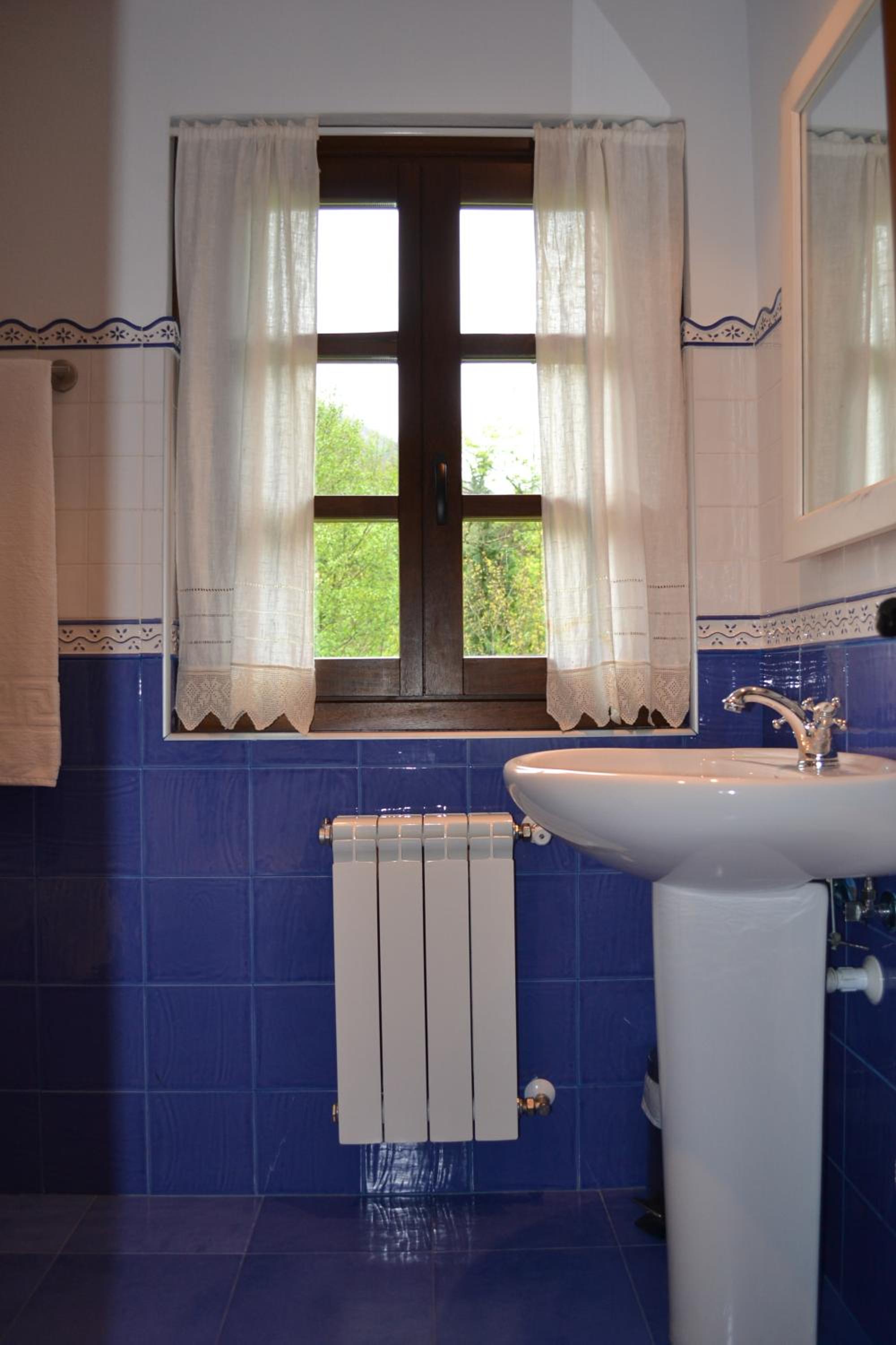 Double Room - Photo 22