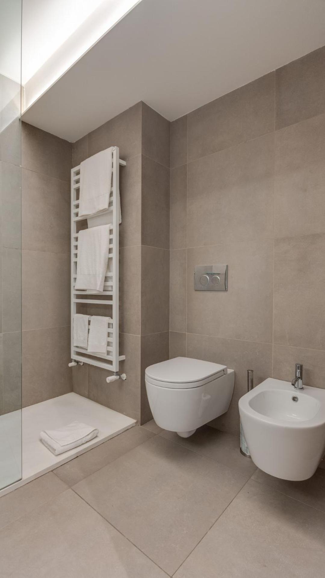 One-Bedroom Apartment - Photo 20