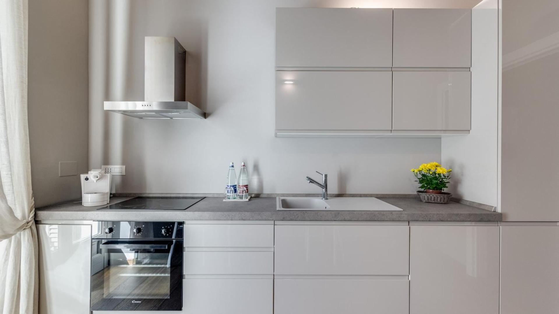 One-Bedroom Apartment - Photo 3