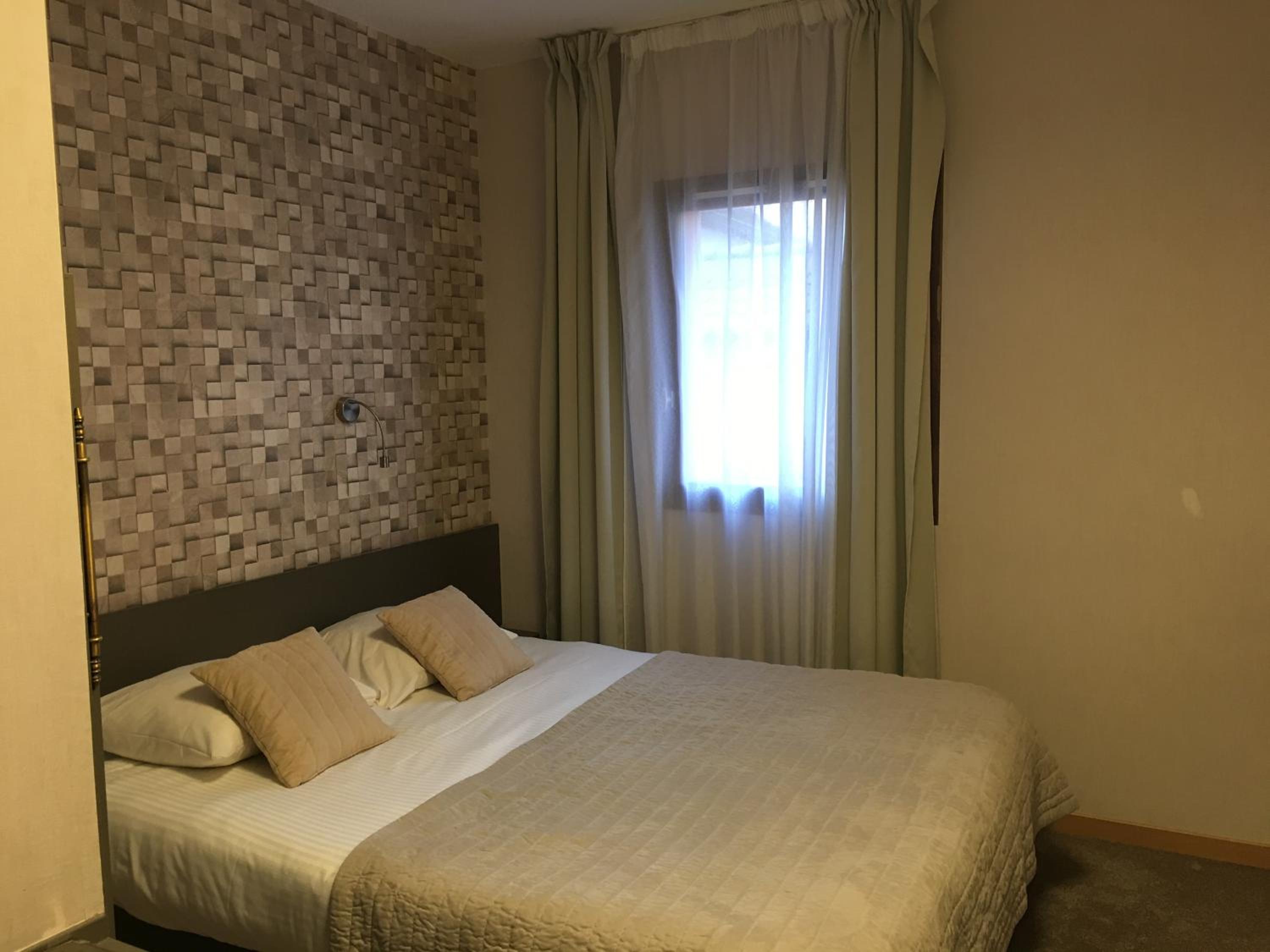 Standard Room - Photo 5