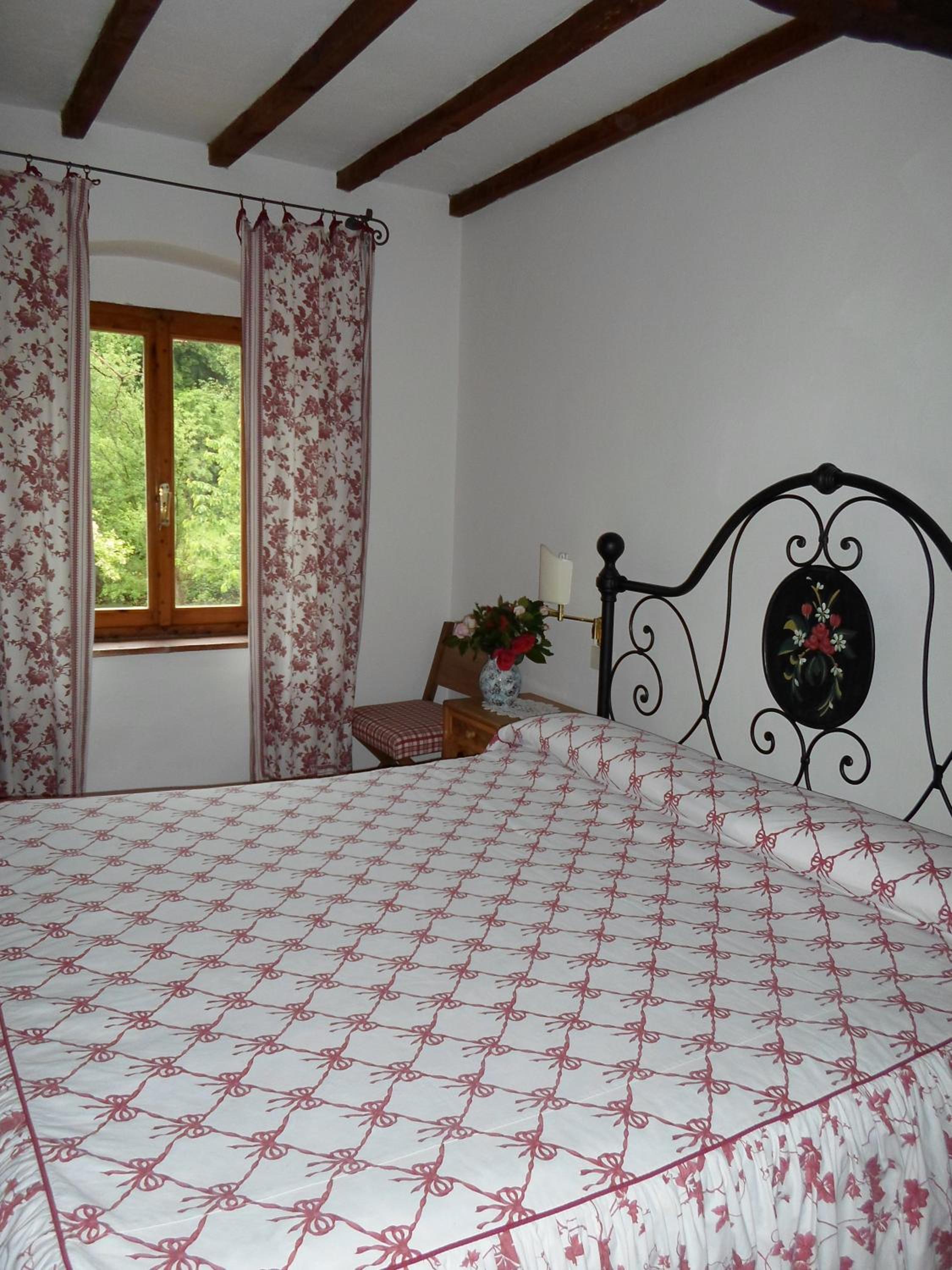 Deluxe King Room photo 2