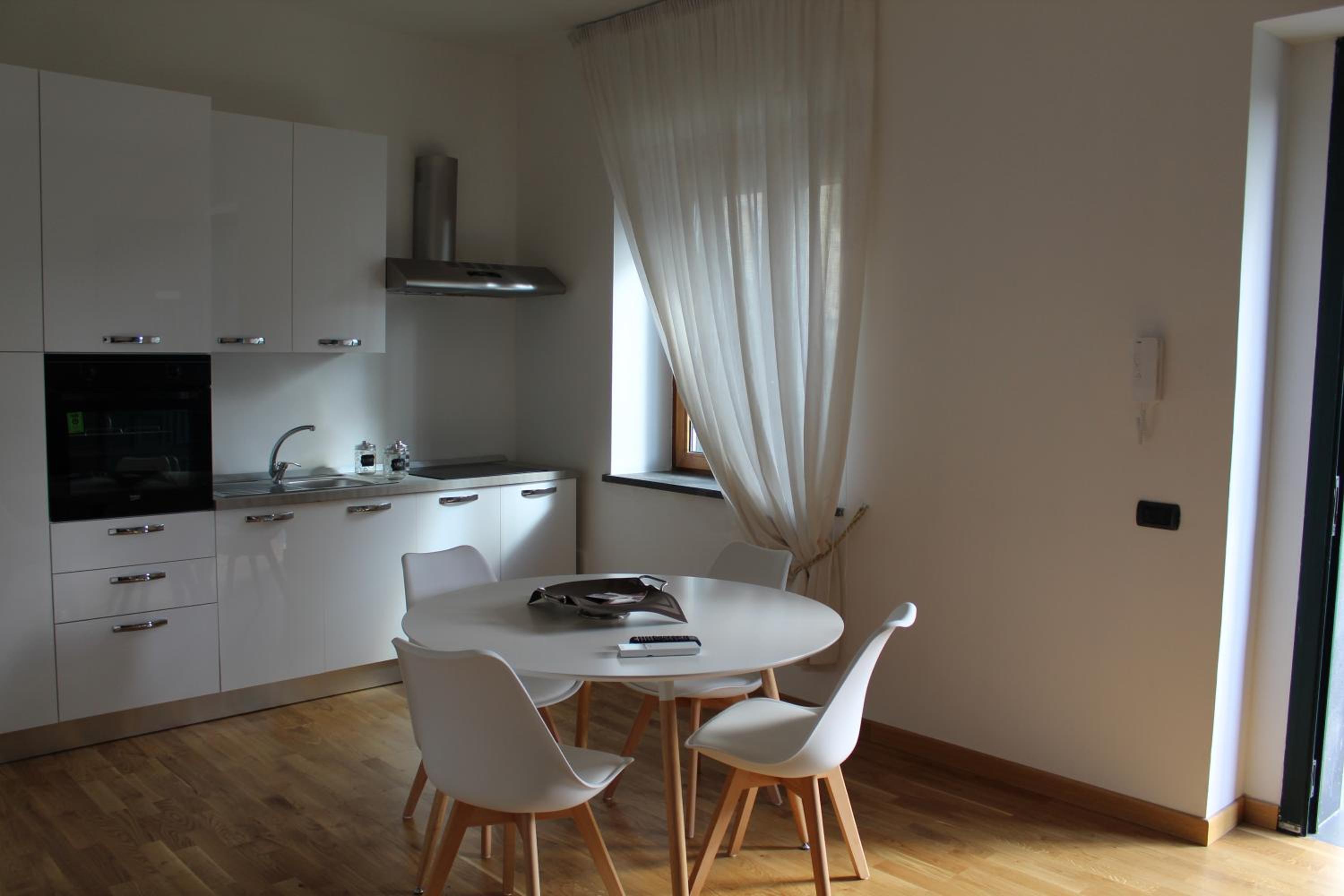 Apartment - Photo 11