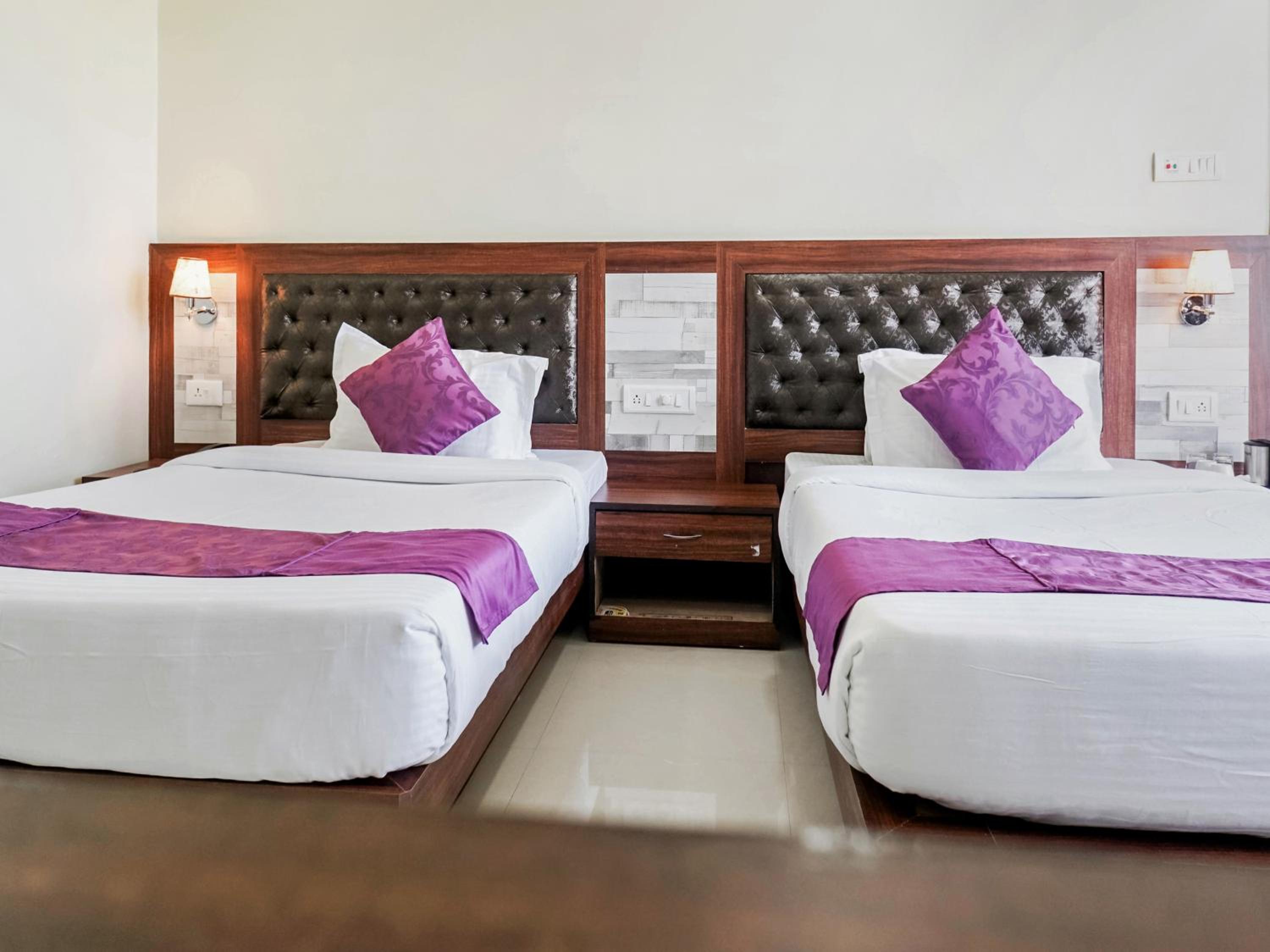 Deluxe Double Room photo 3