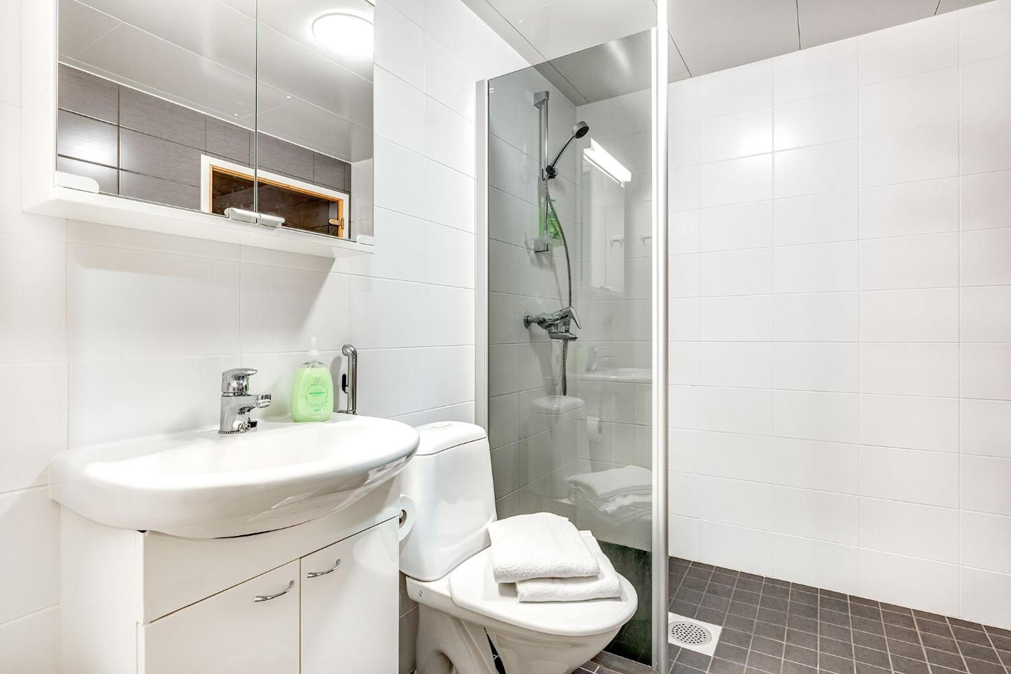 Apartment with Sauna - Photo 8