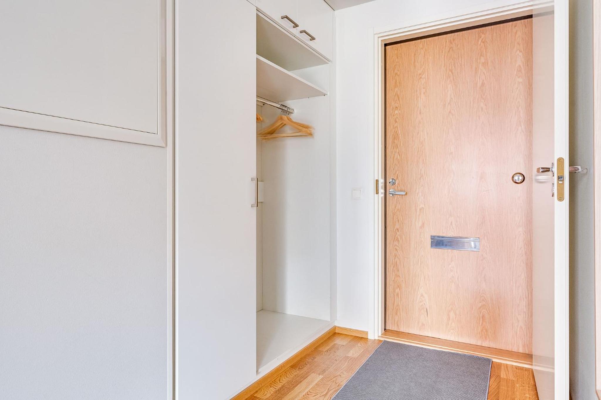 Apartment with Sauna - Photo 2