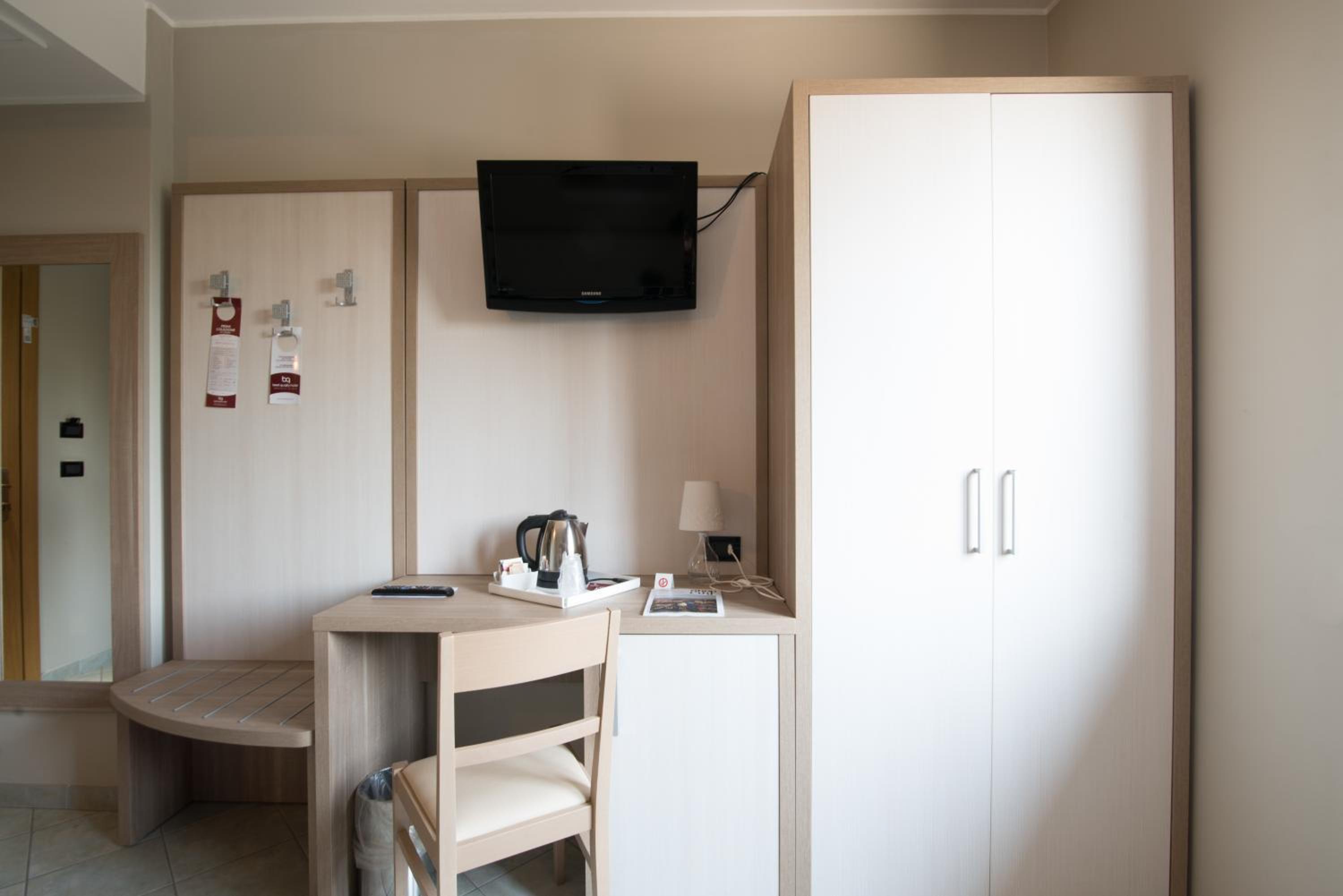 Triple Room - Photo 2
