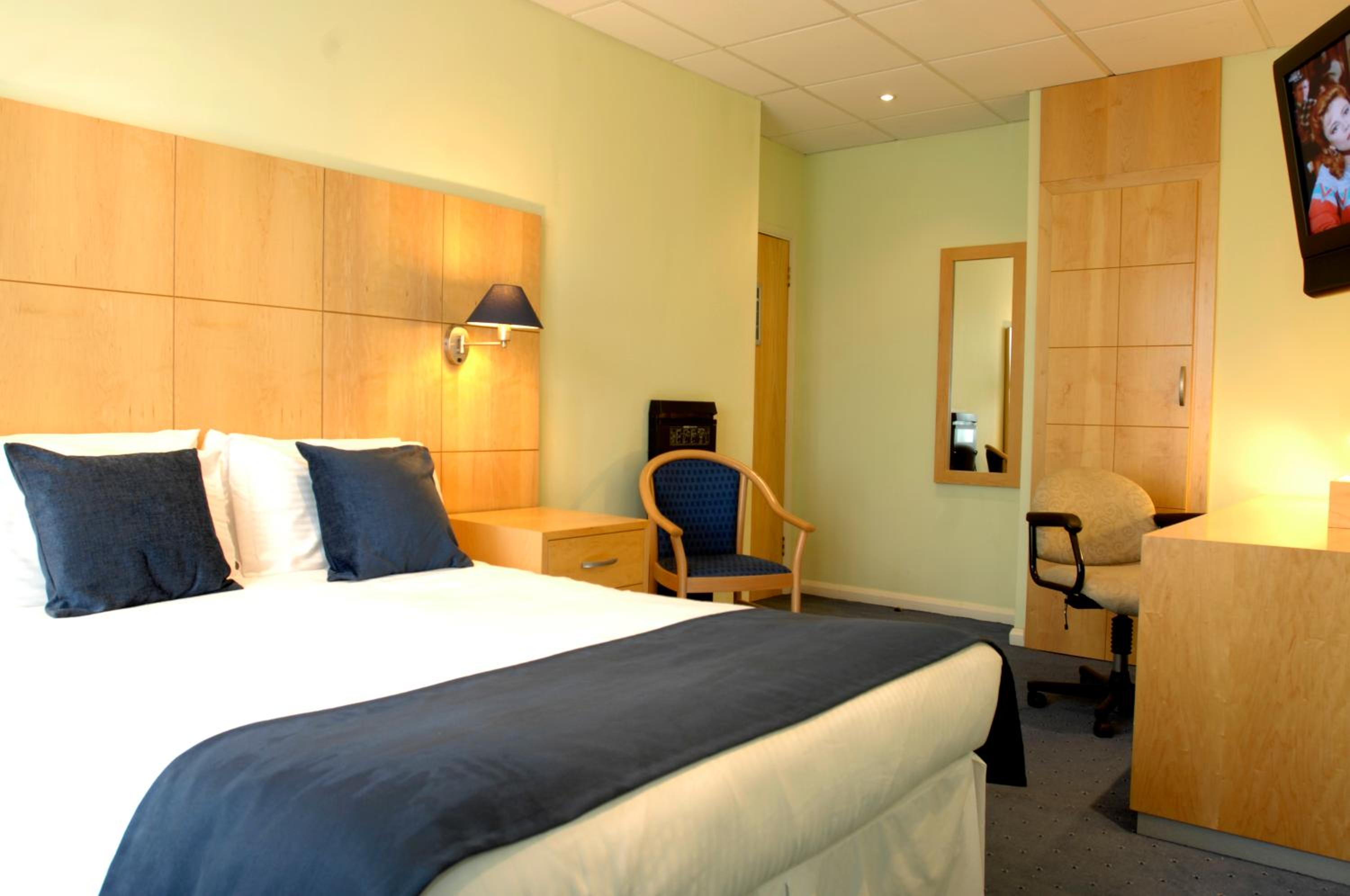 Double Room - Photo 2