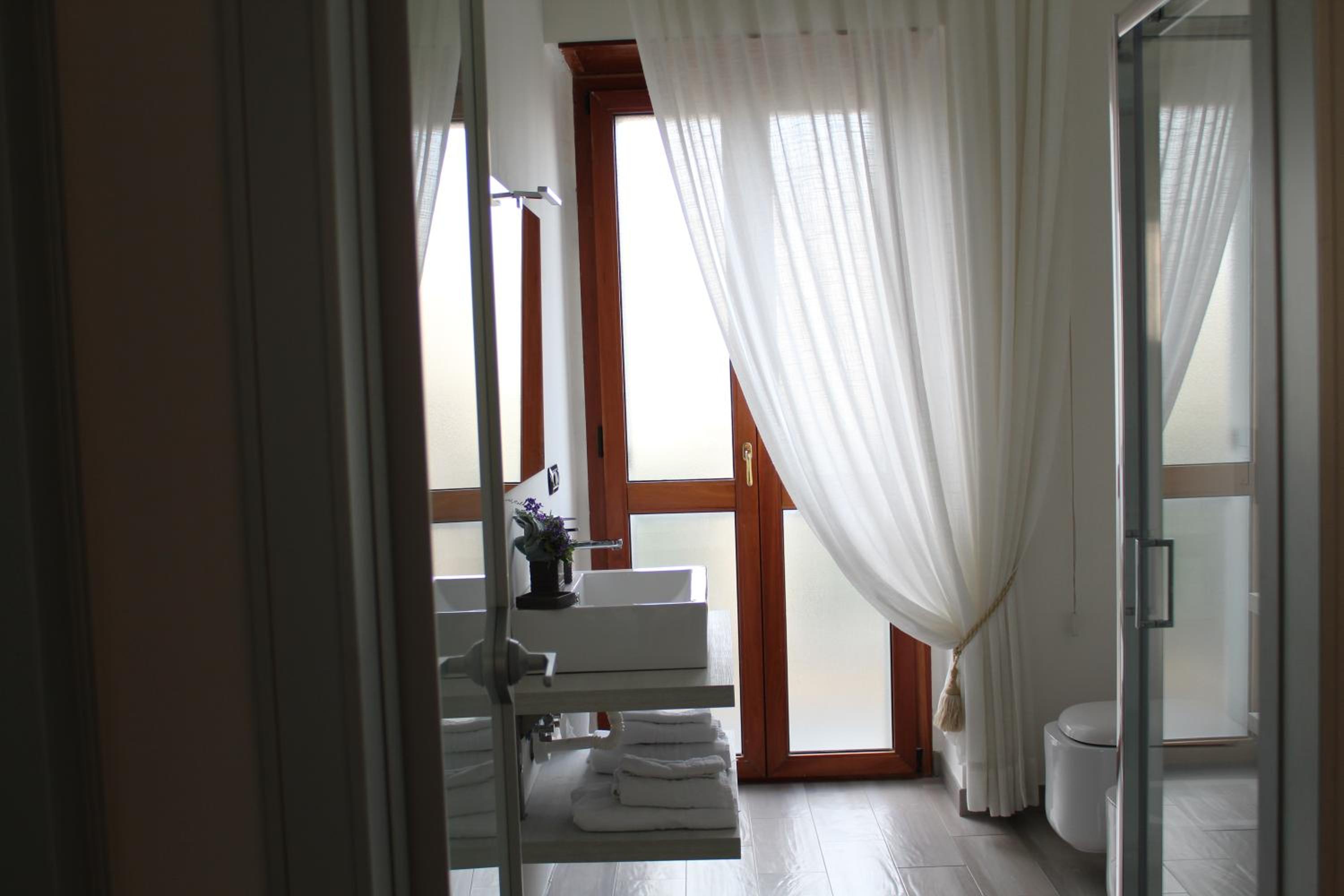 Apartment - Photo 10
