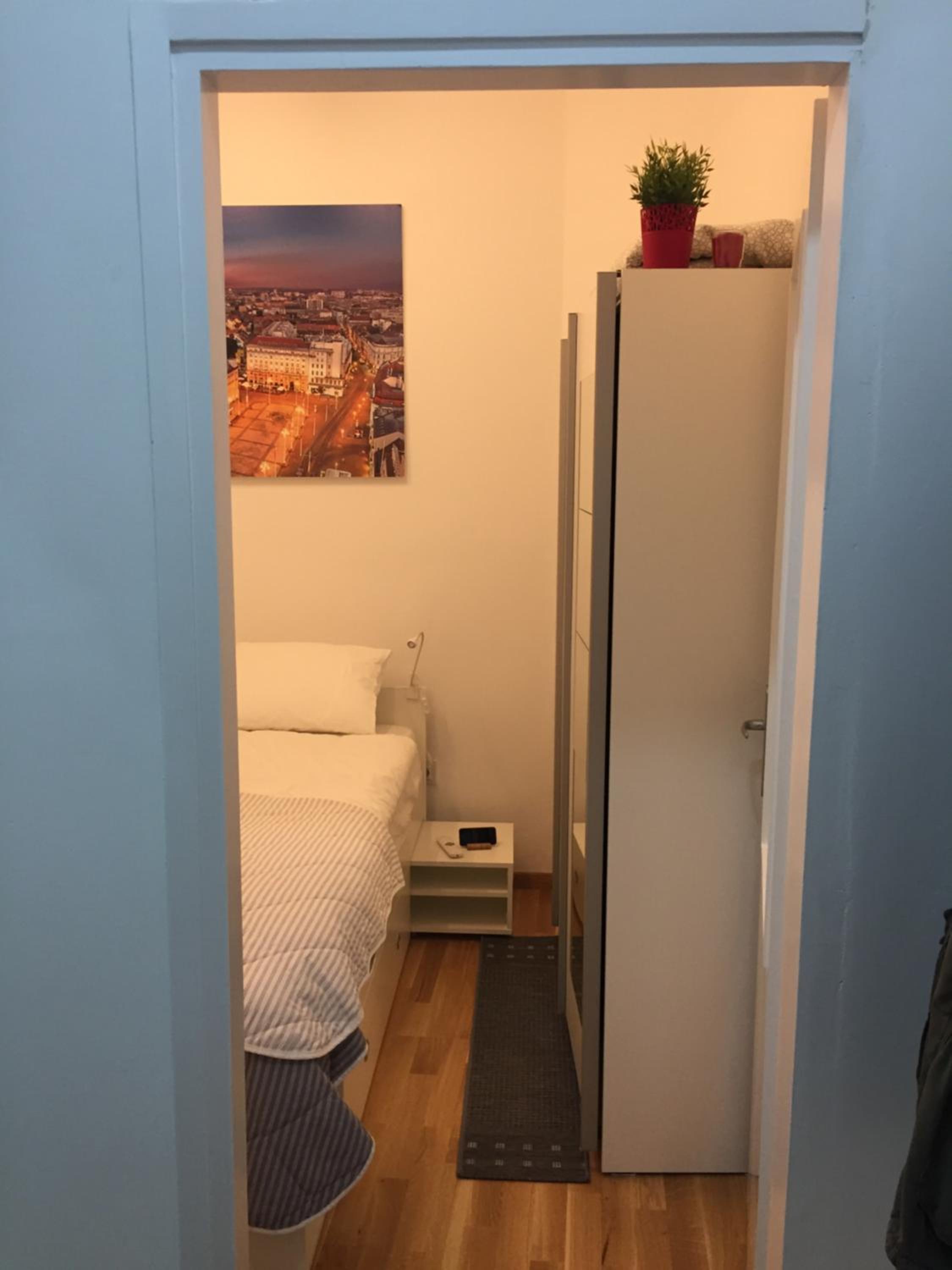 Studio Apartment - Photo 21