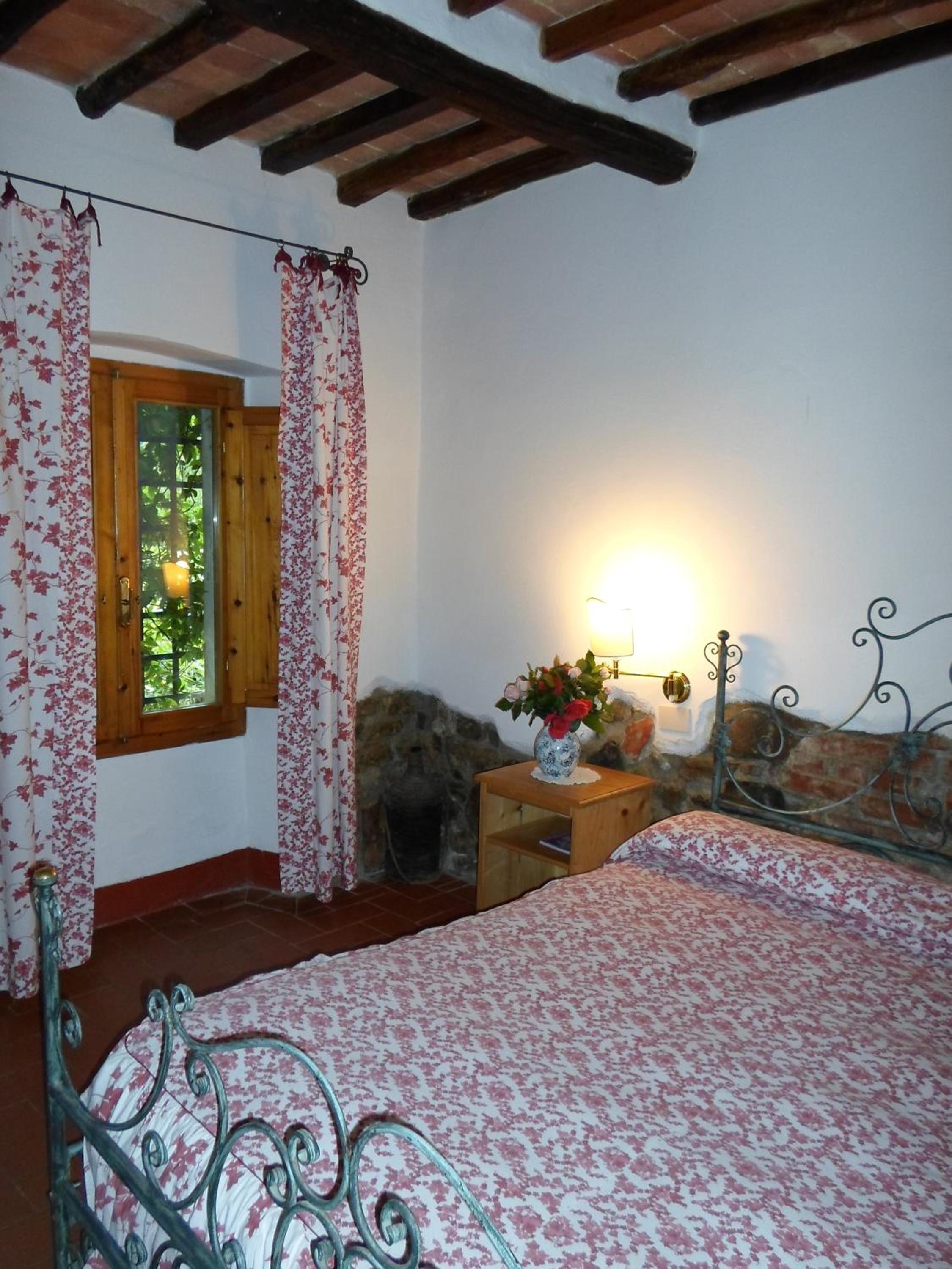 Deluxe King Room photo 1
