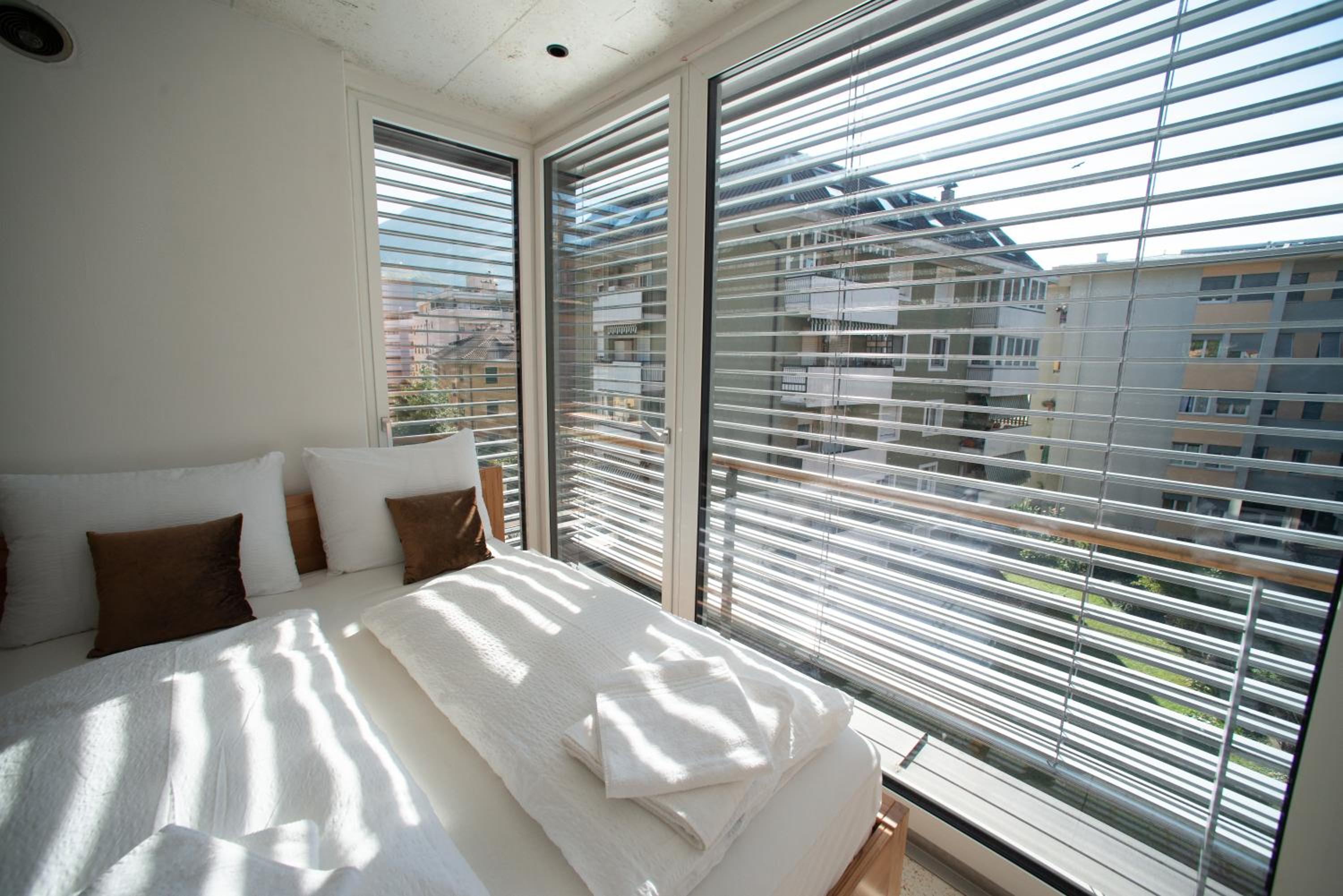 Two-Bedroom Apartment - Photo 9