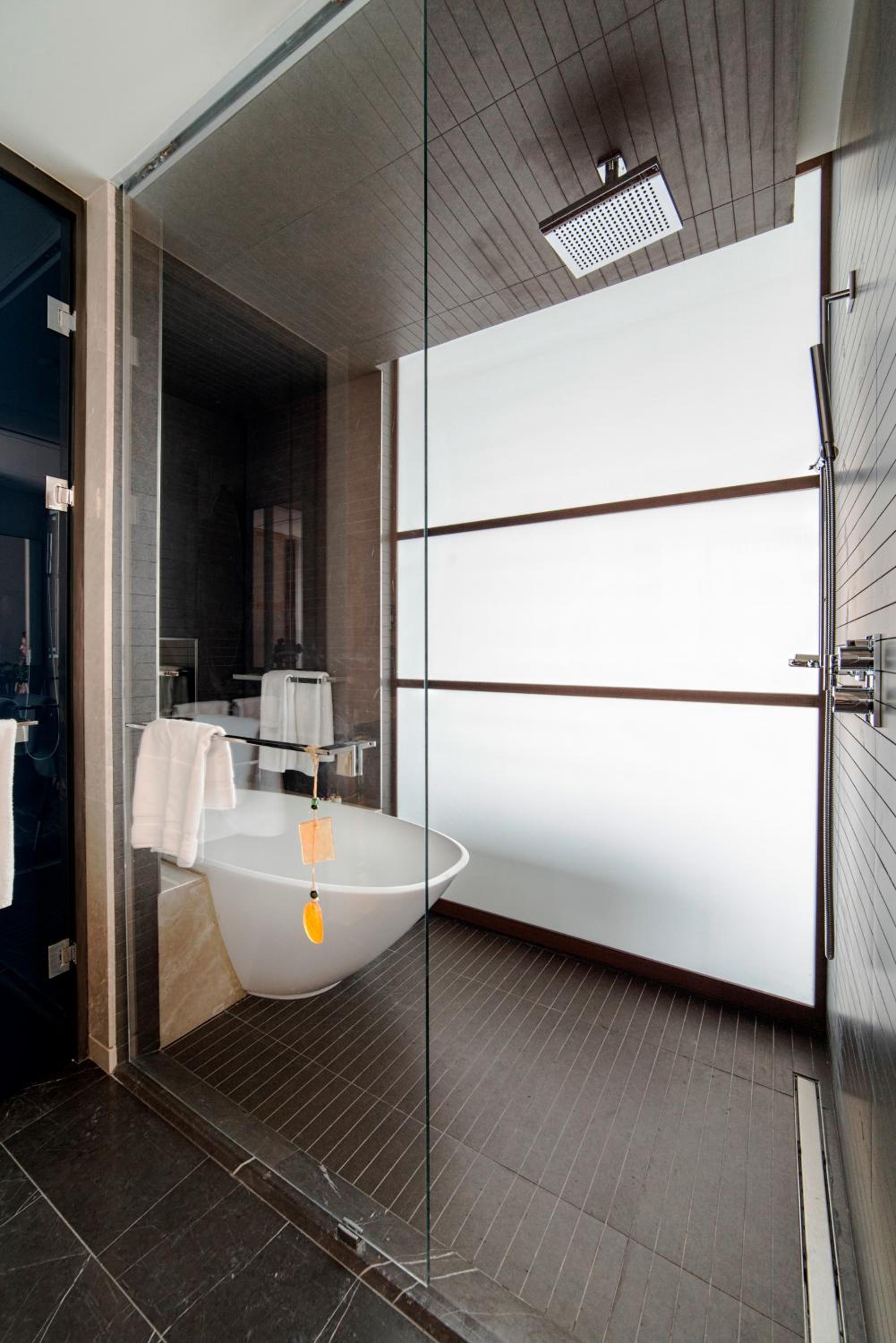Fairmont, Suite, Club Lounge Access thumbnail 6