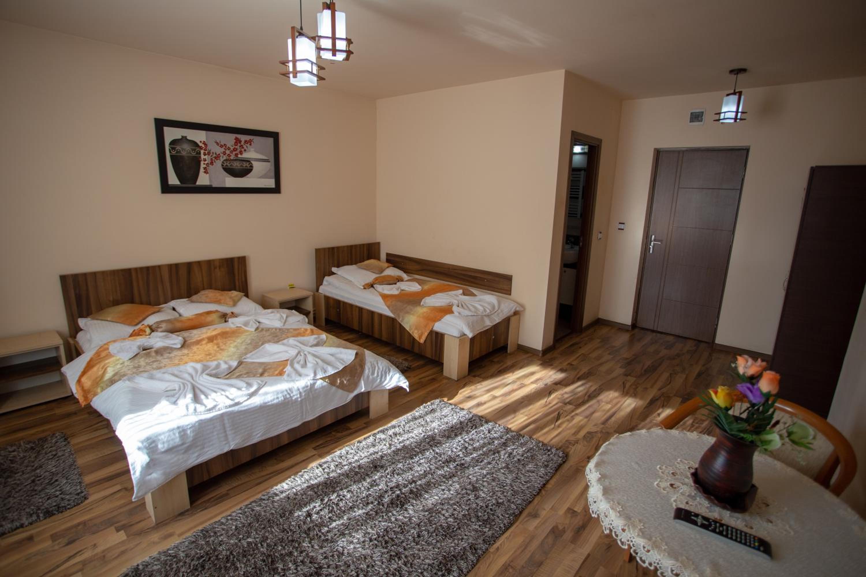Superior Triple Room photo 2