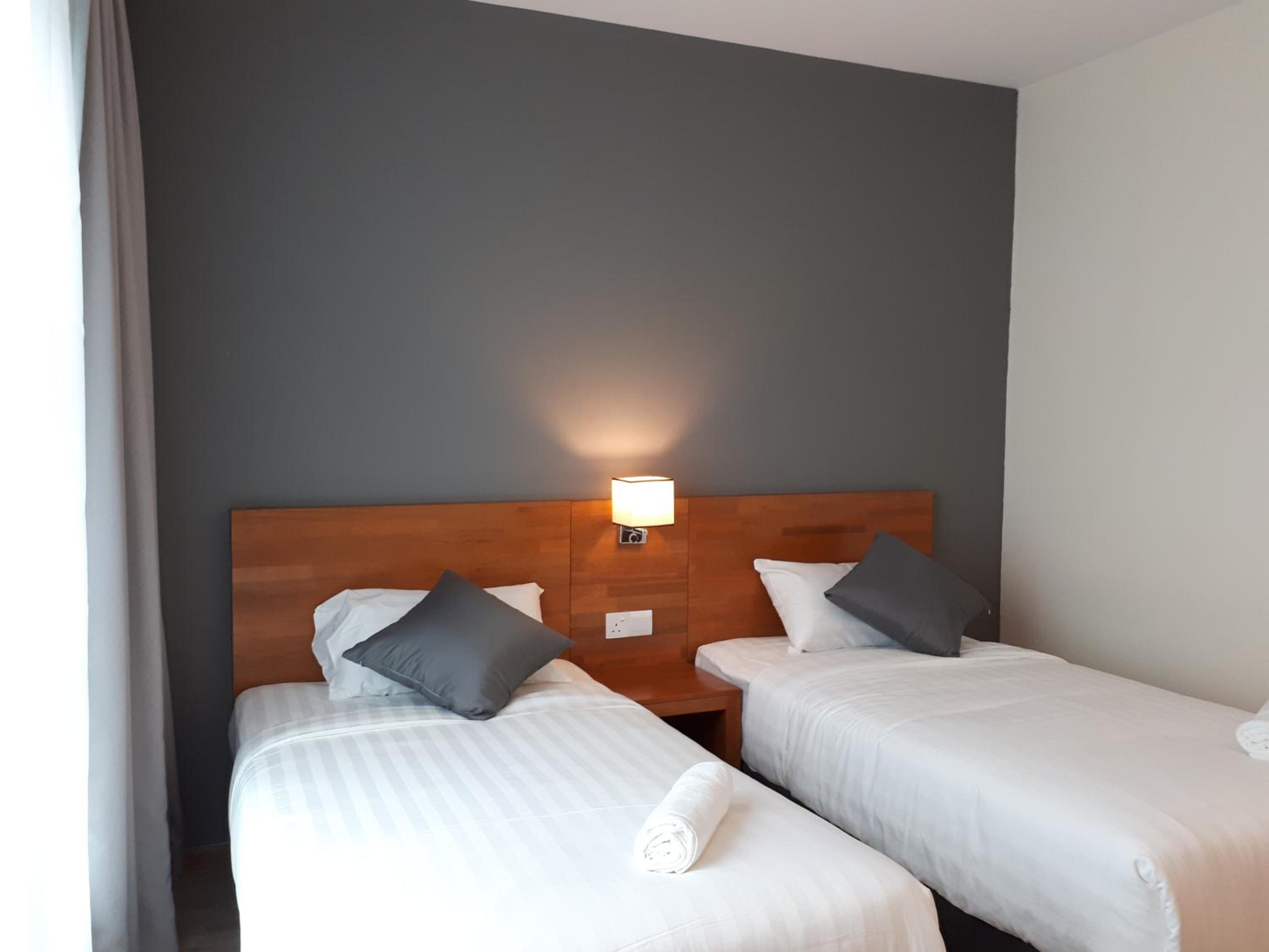 Deluxe Twin Room photo 2