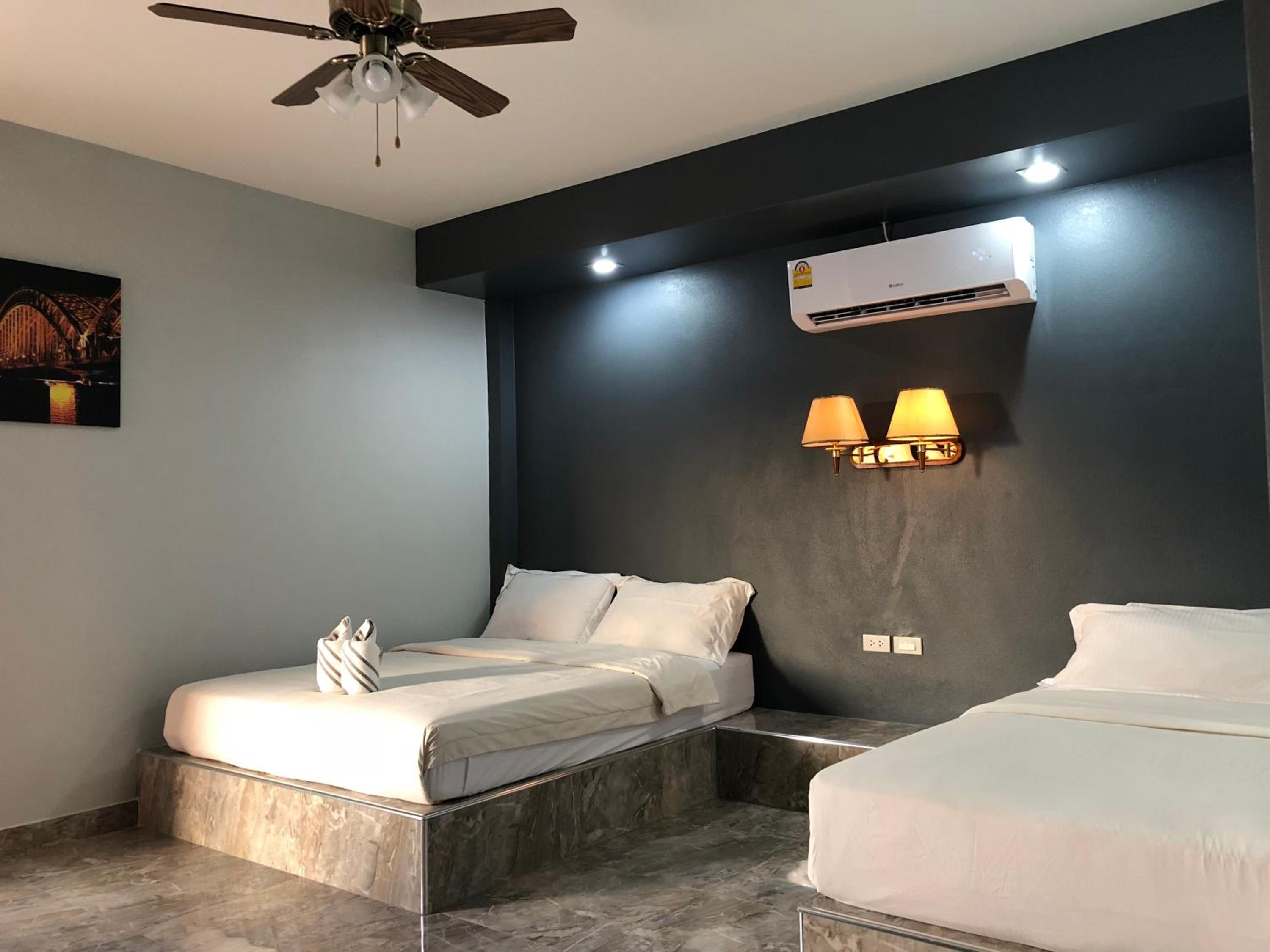 Budget Triple Room - Photo 1