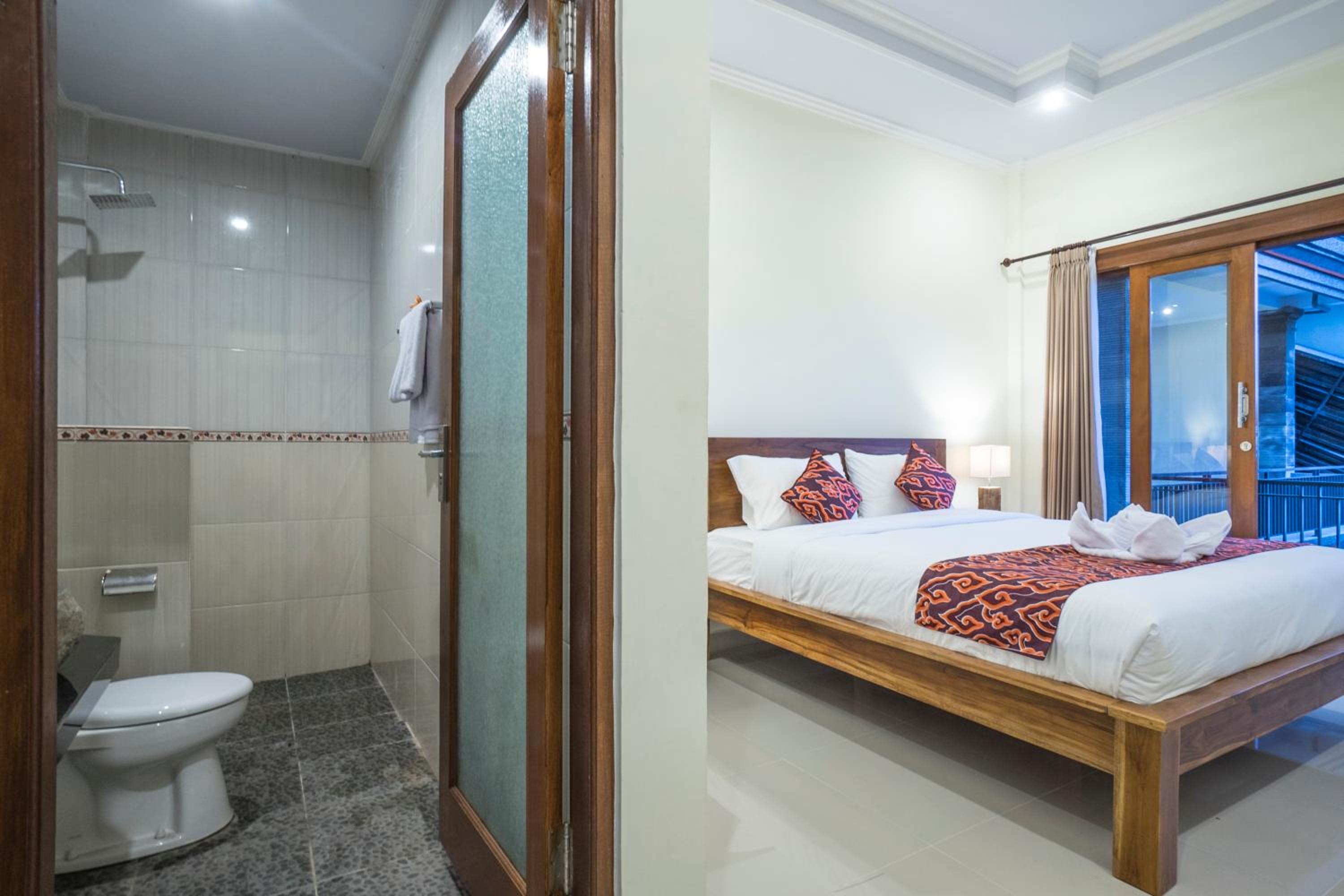 Double Room - Photo 20