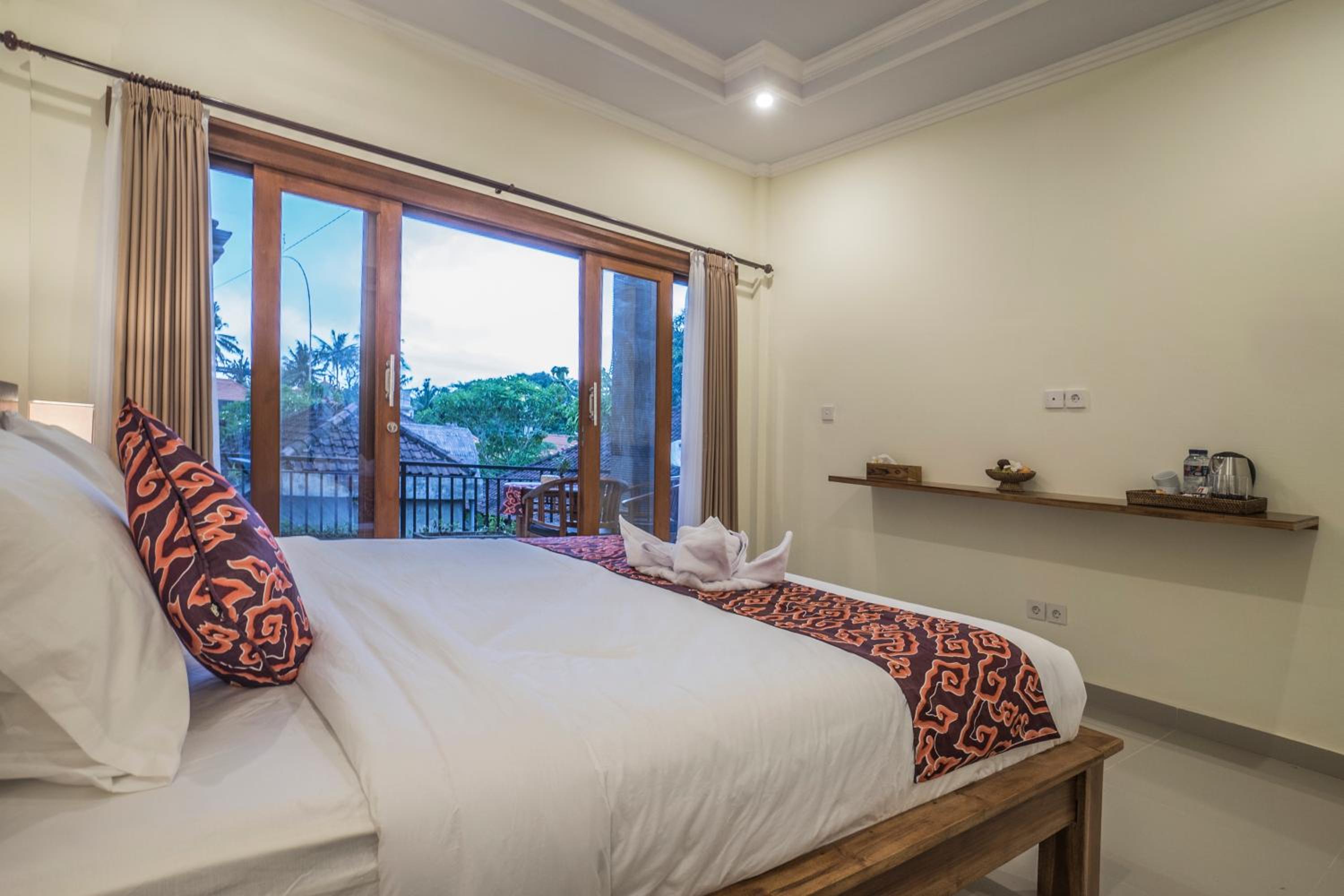 Double Room - Photo 18