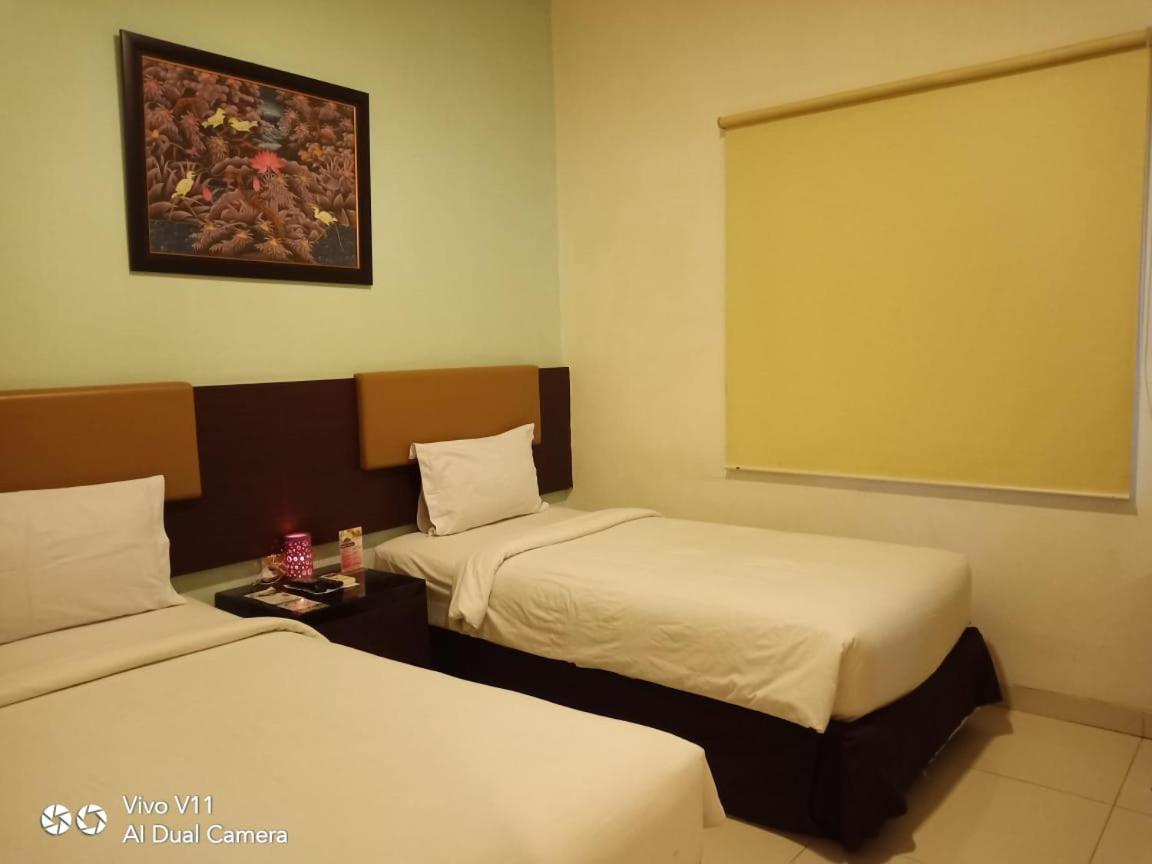 Standard Twin Room photo 2