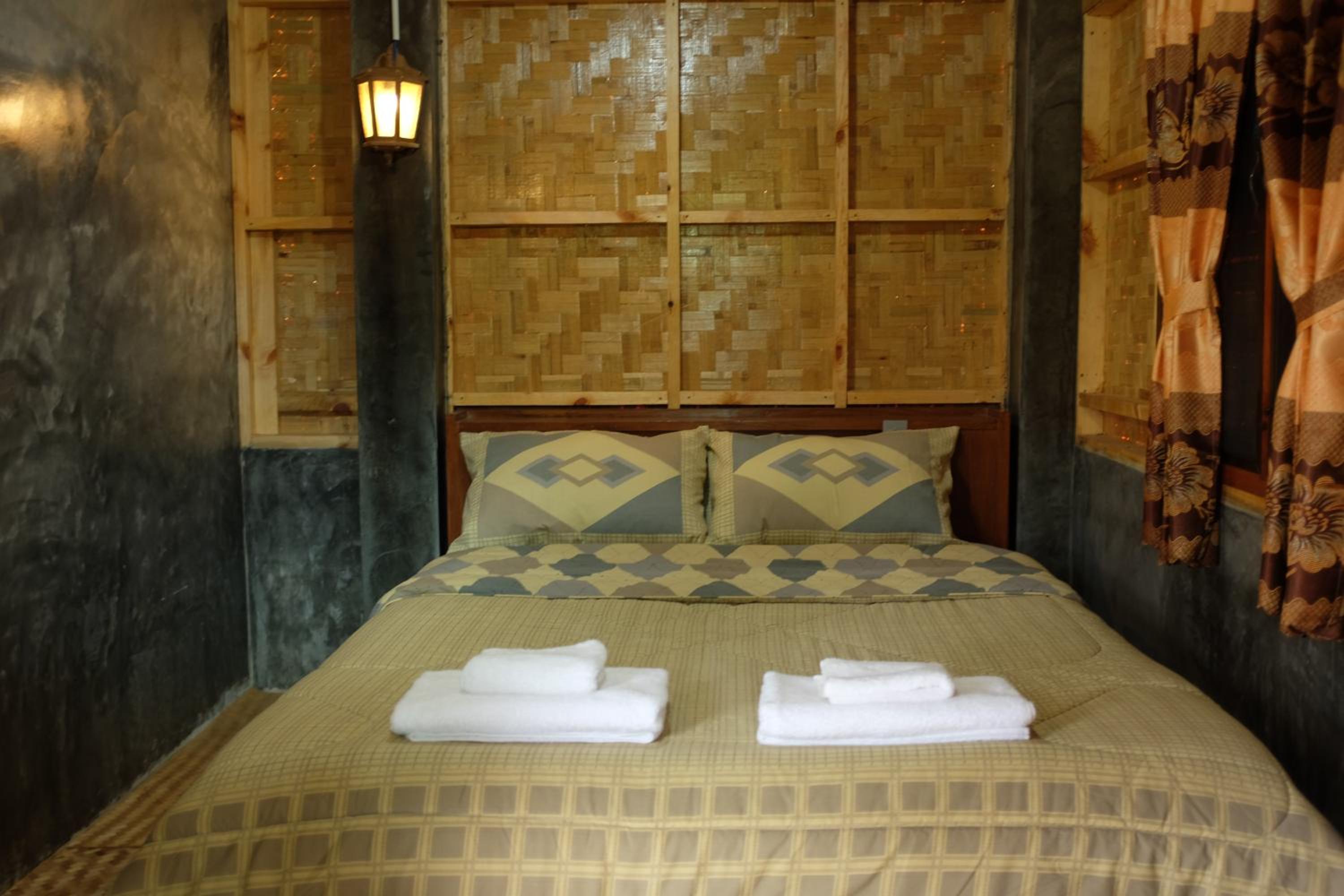 Budget Double Room With Air Conditioning photo 3