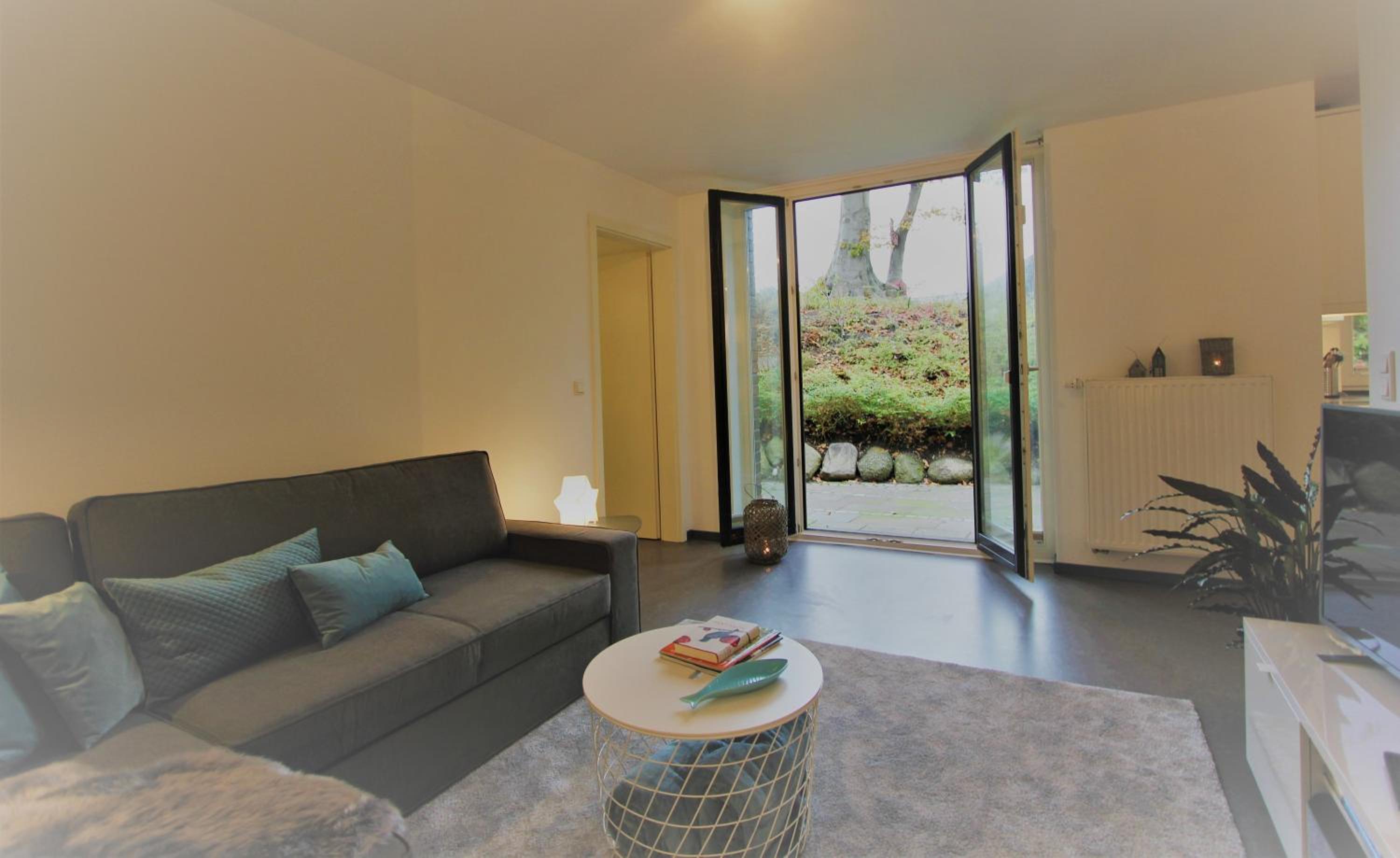 Apartment photo 1