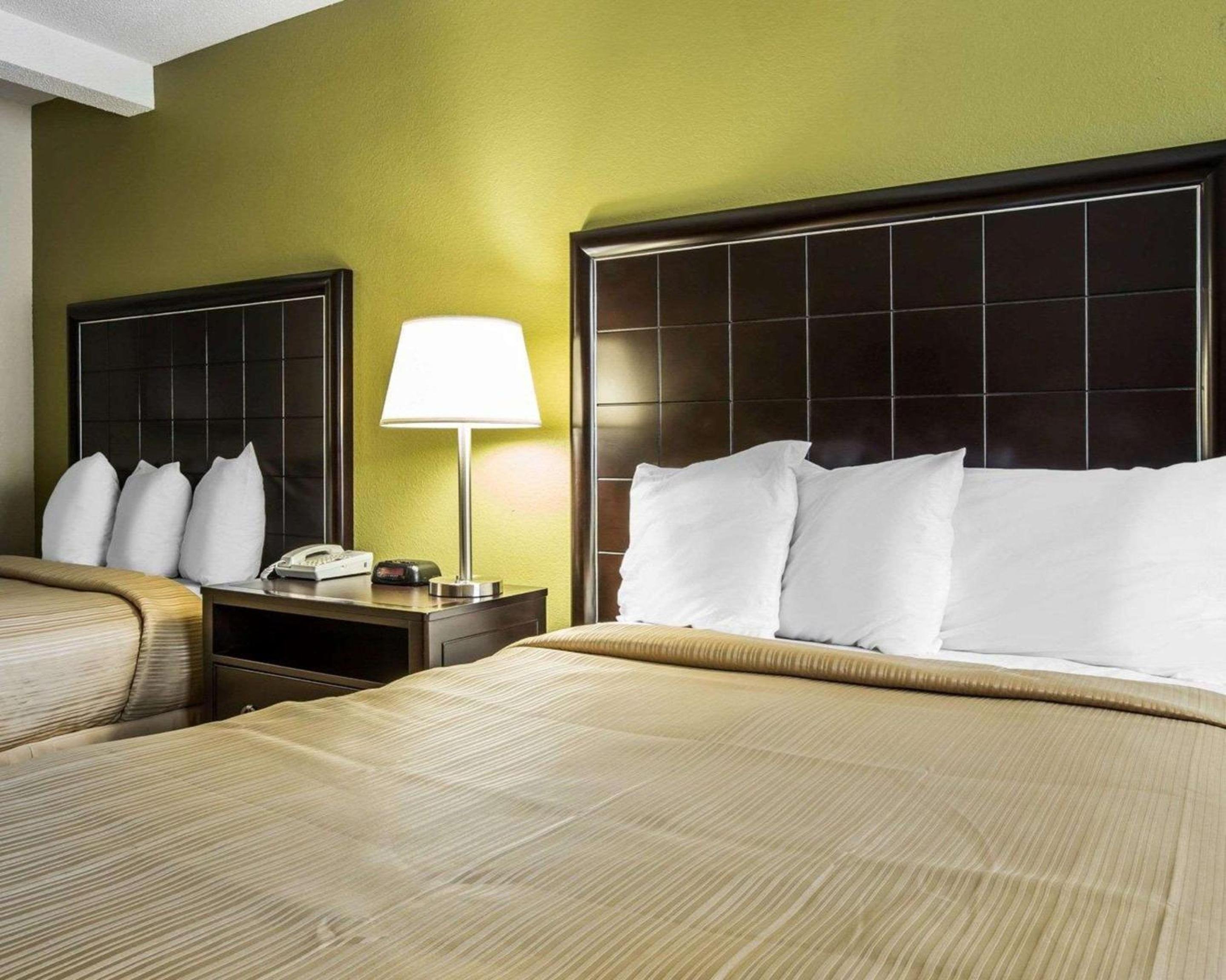 Double Room with Two Double Beds - Non-Smoking - Photo 5