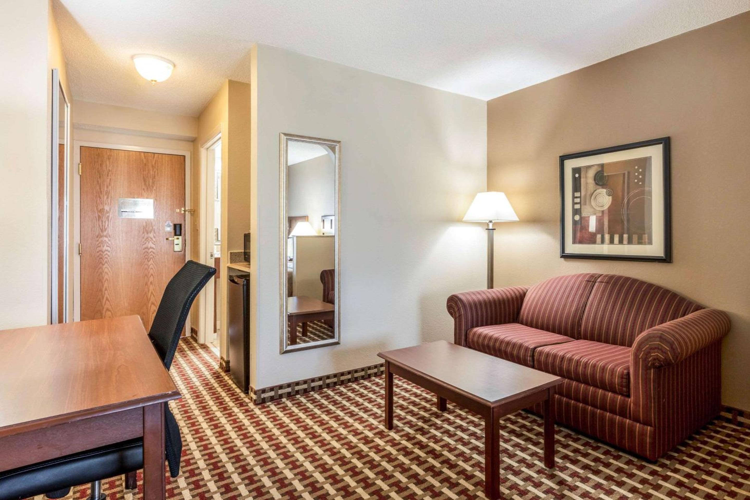 Double Suite - Photo 1