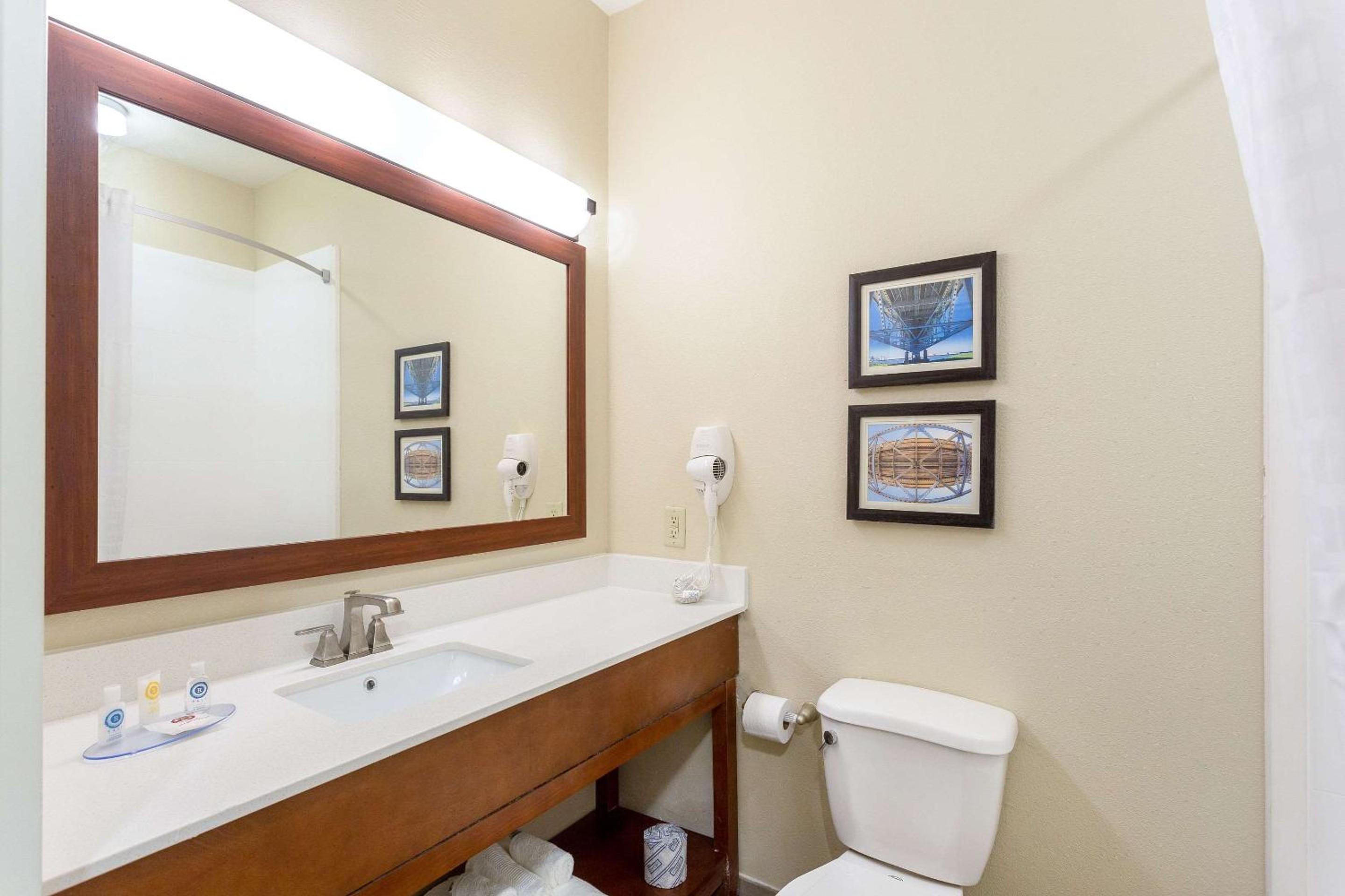 King Room - Disability Access/Non-Smoking
