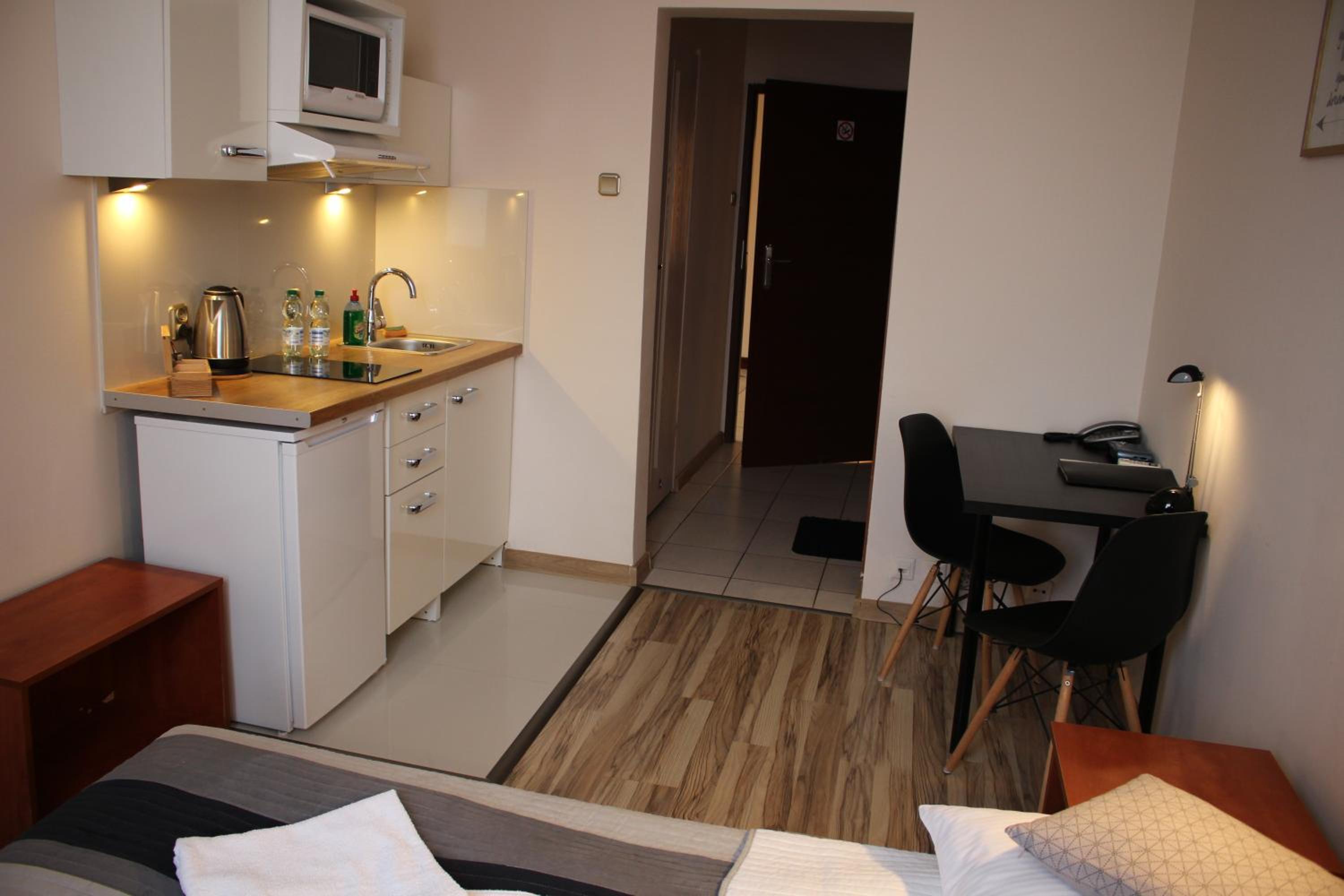 Classic Studio 2 (Adults) - Photo 9