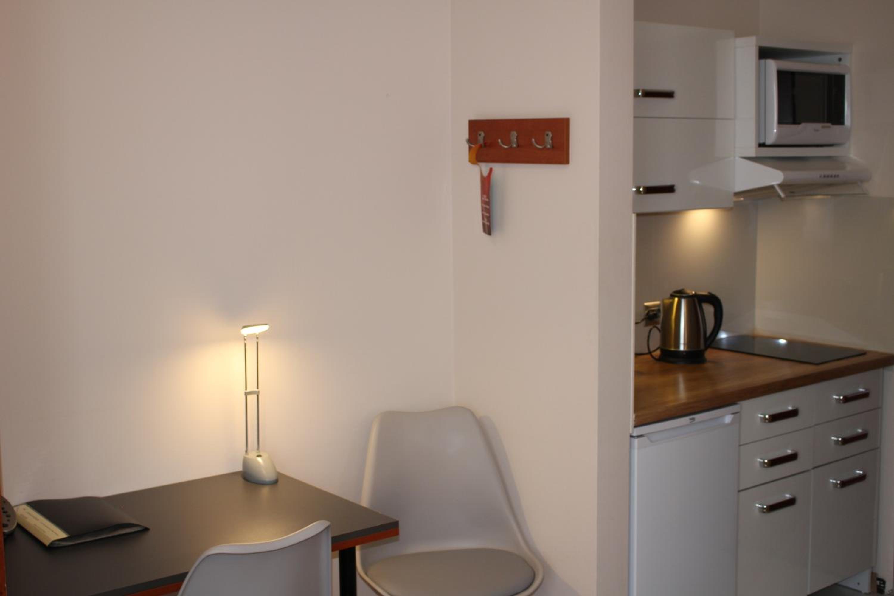 Classic Studio 2 (Adults) - Photo 12