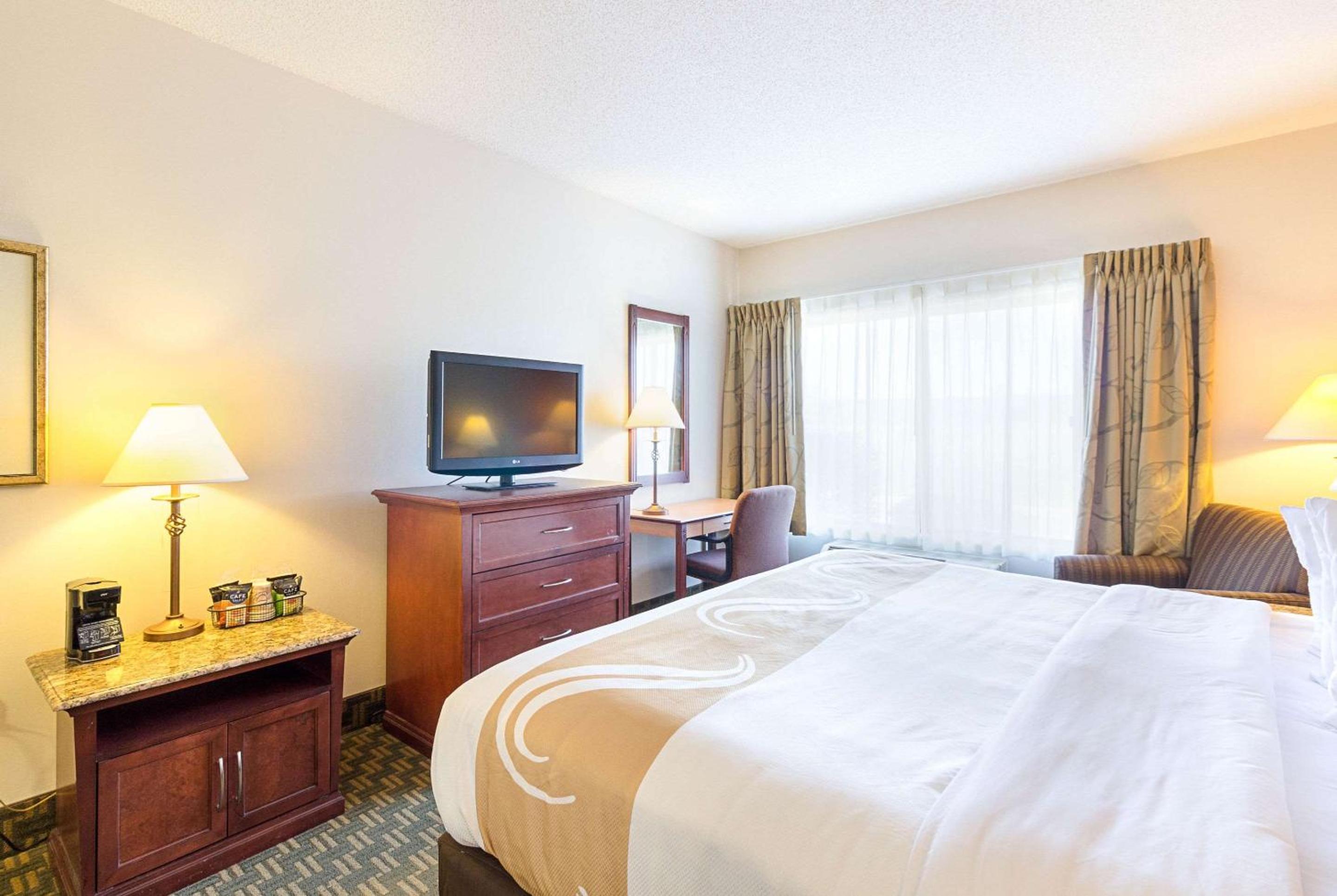 Quality Inn Fairmont, Foto 2