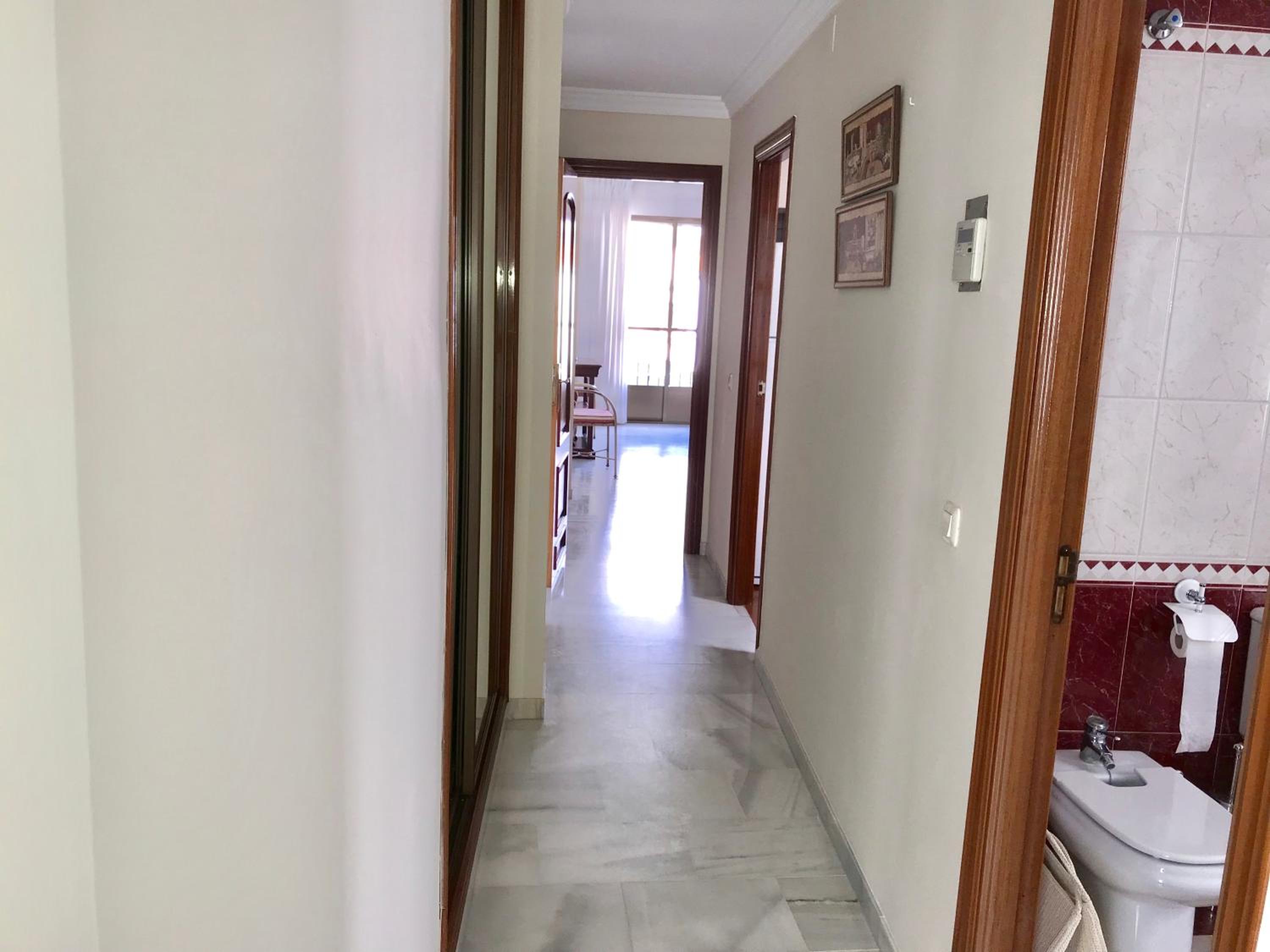 Apartment - Photo 17