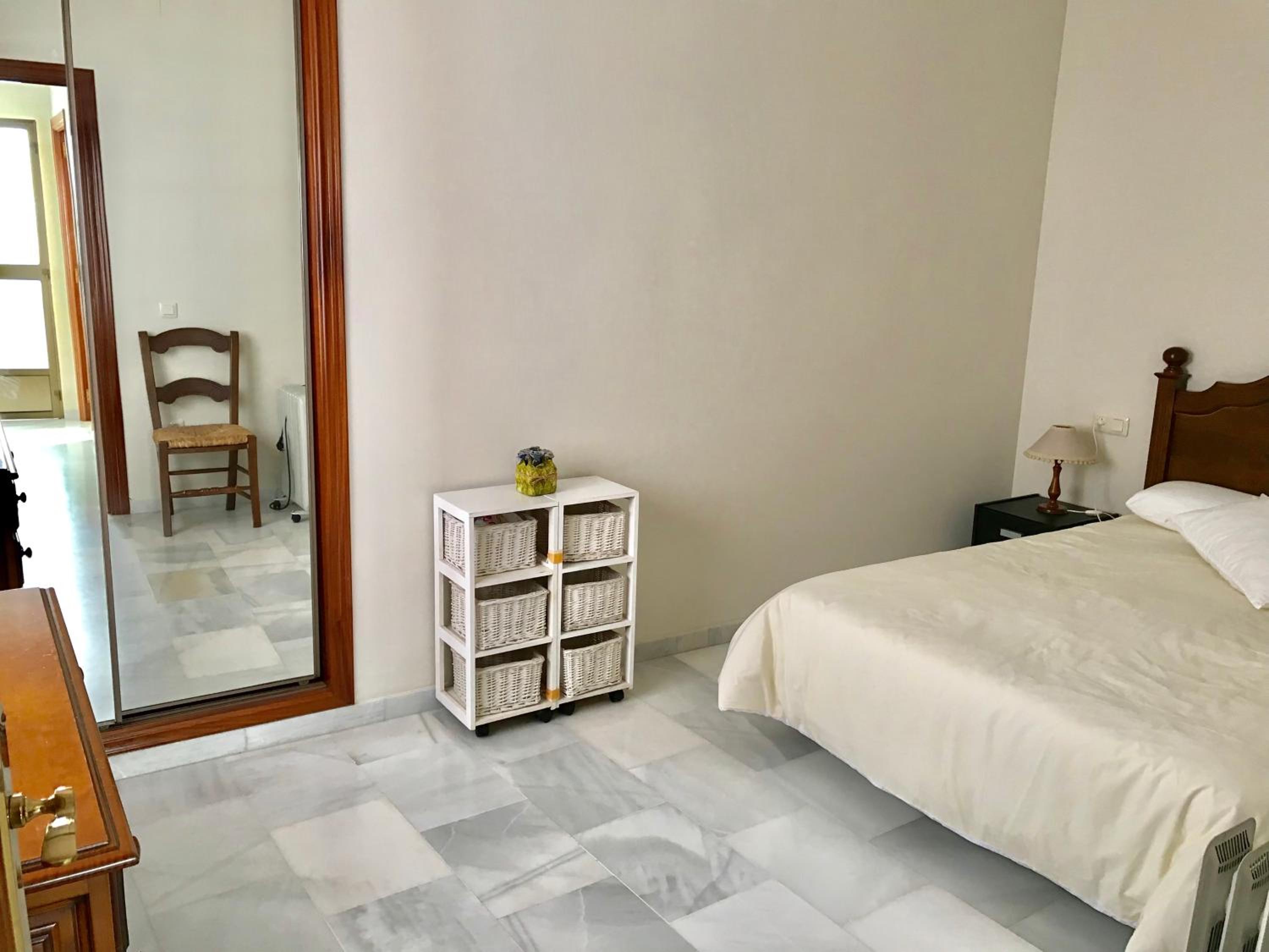 Apartment - Photo 34