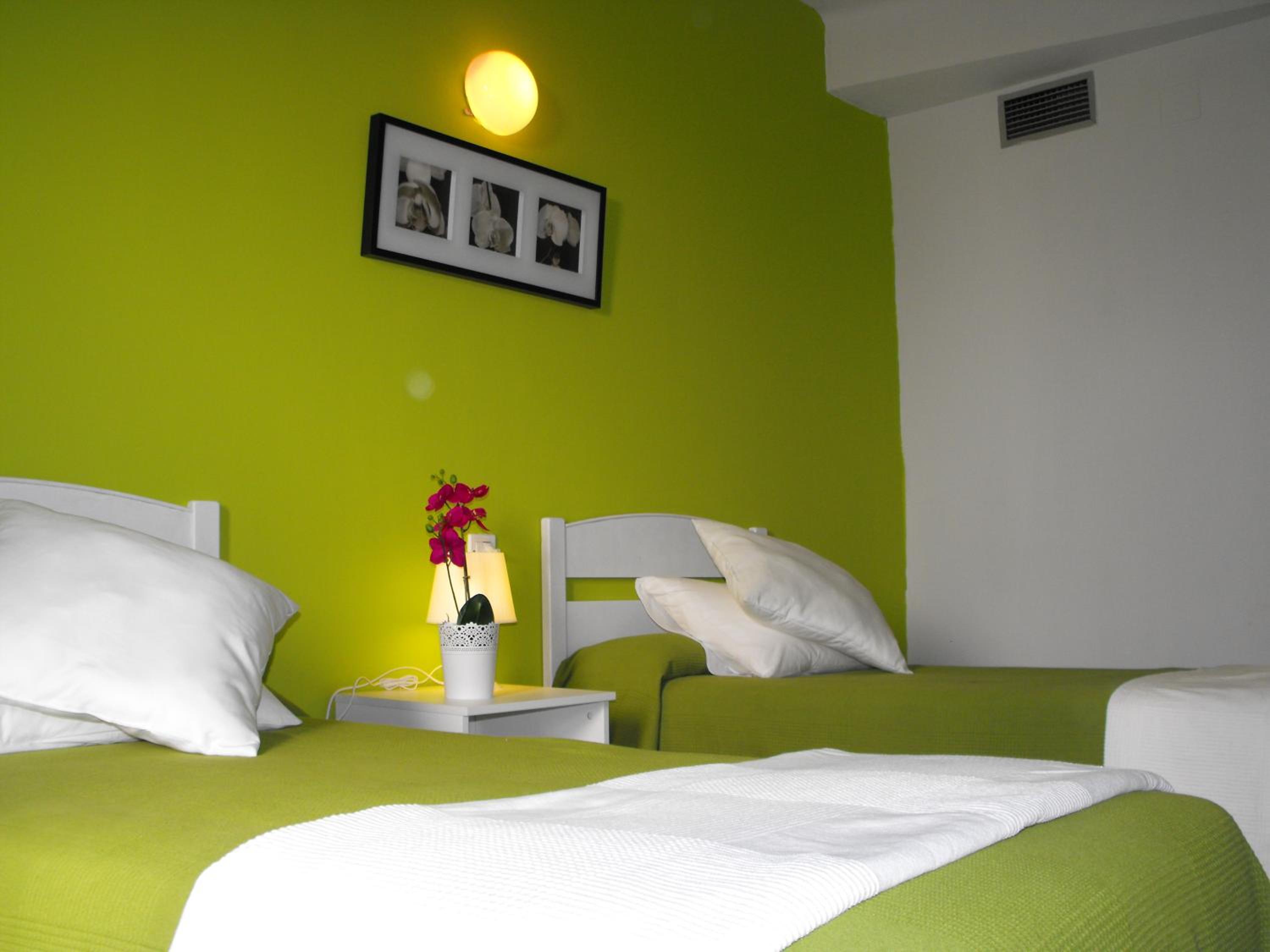 Double Room - Photo 7