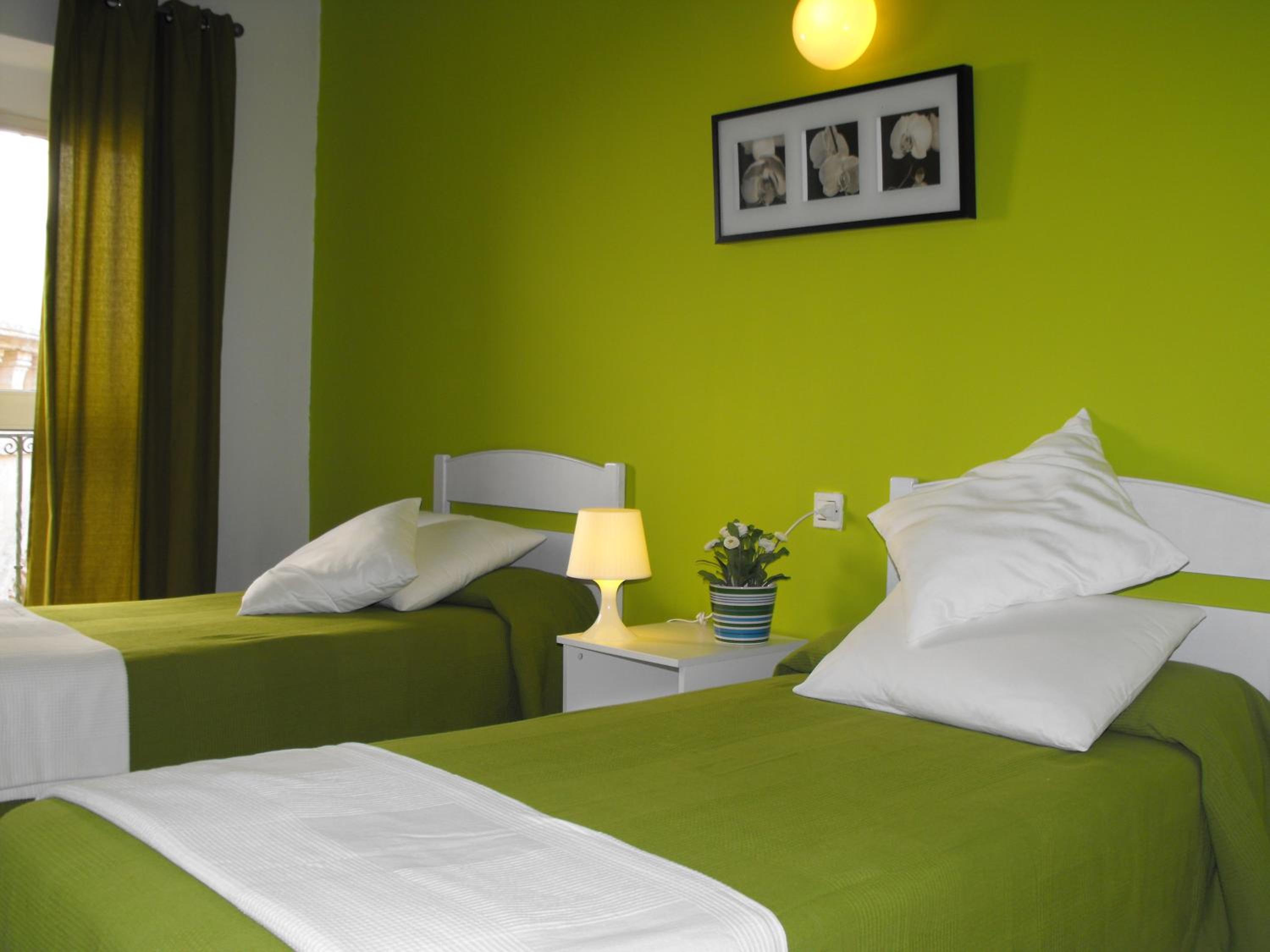 Double Room - Photo 6